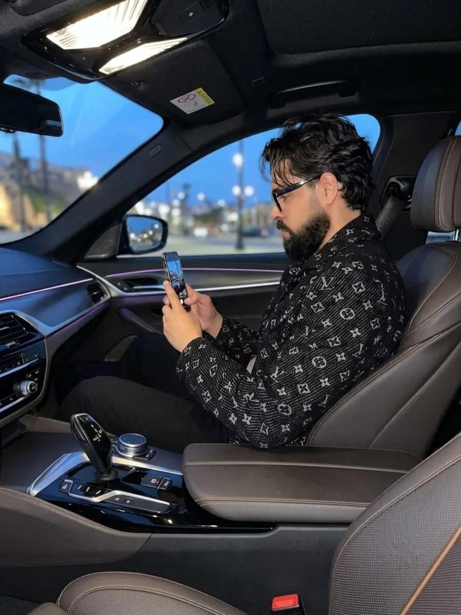 @k&ocirc;z&aelig;n 🕴️