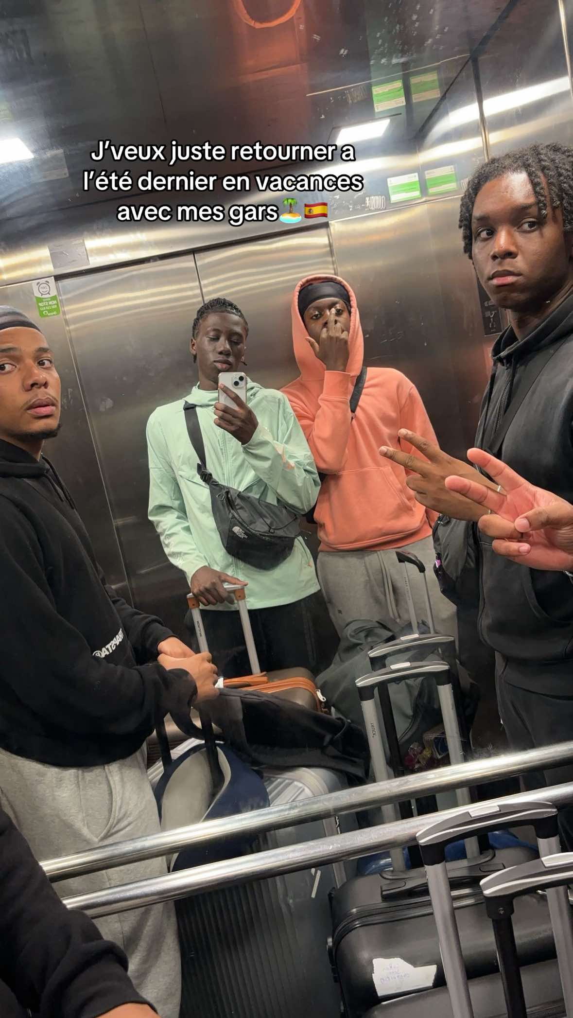 @Fallax