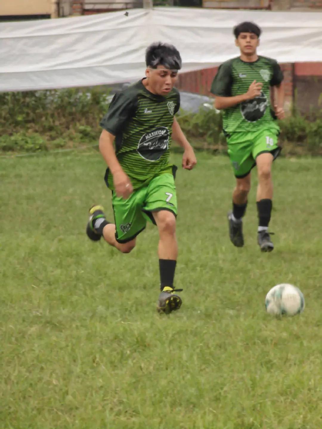 @__esteban_09_