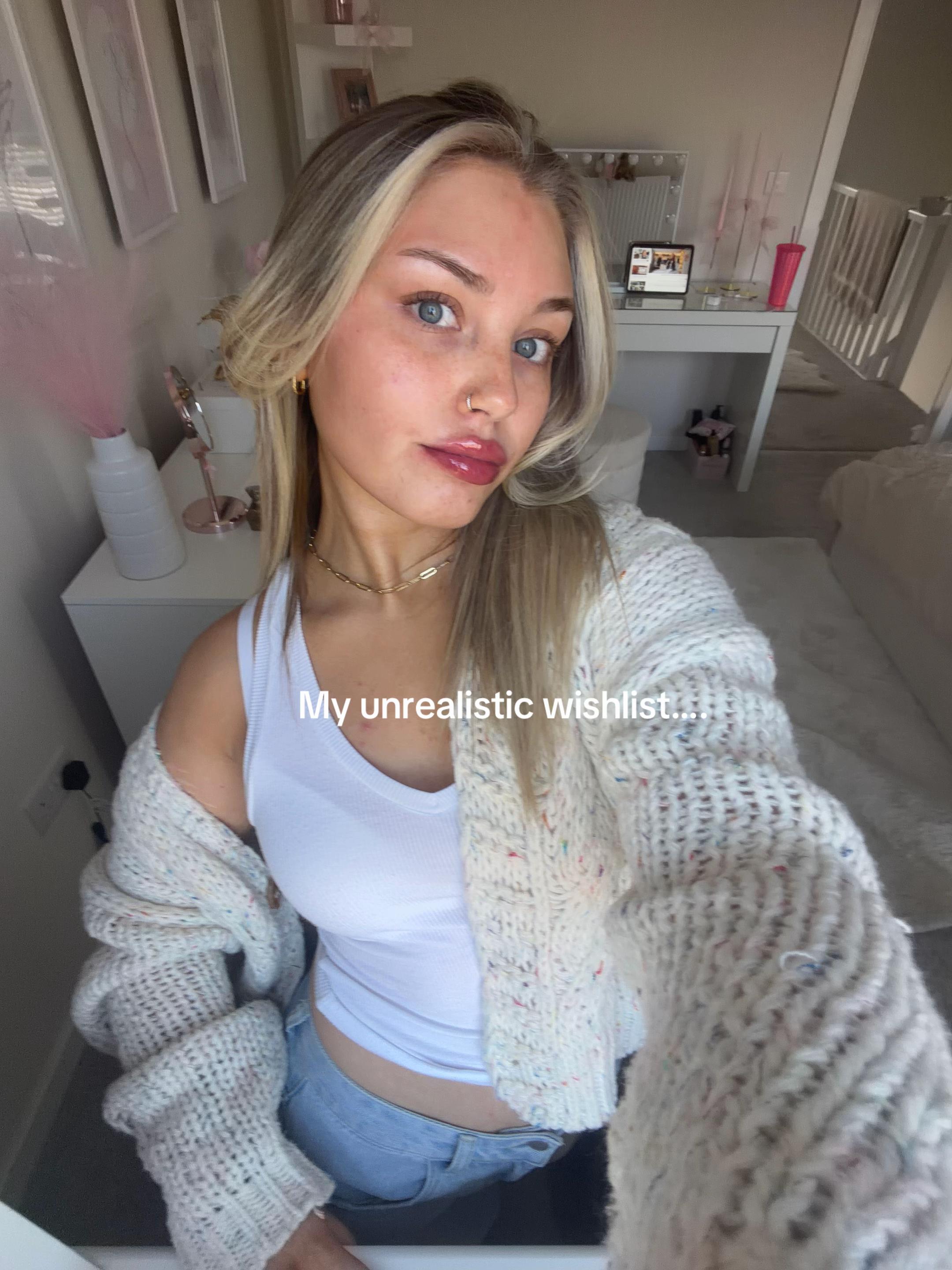 @caitlinleighhh