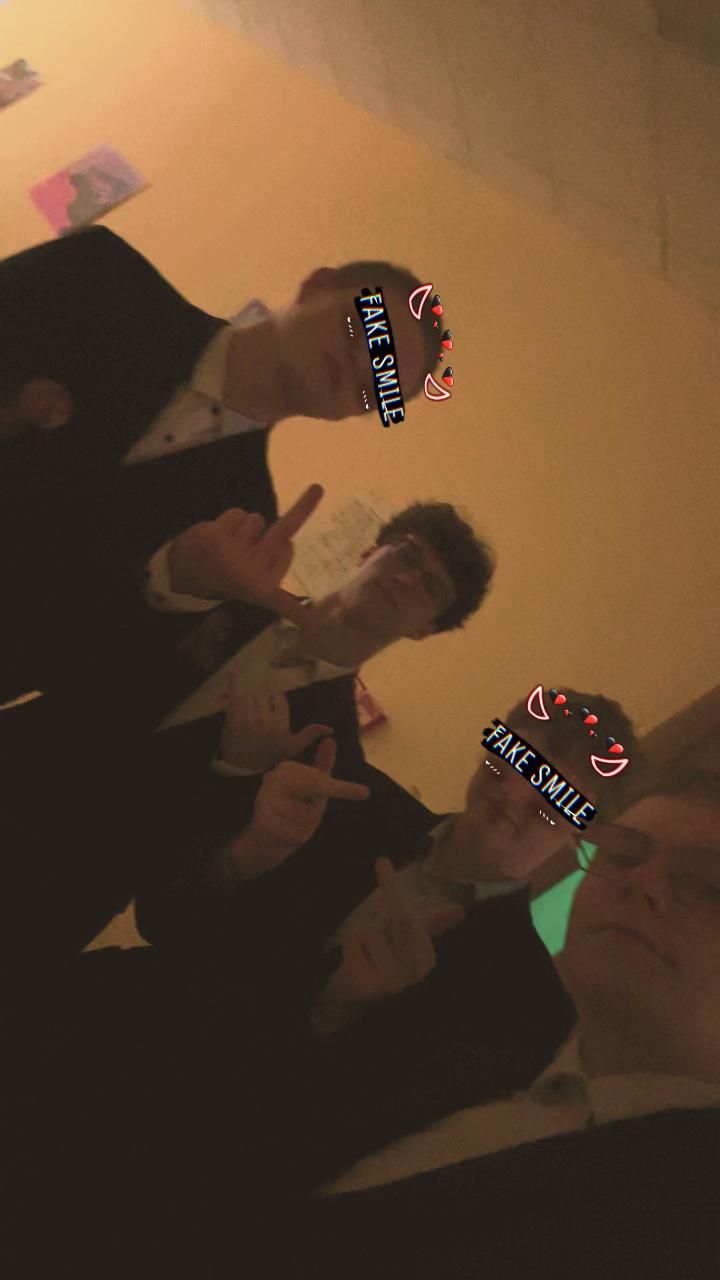 @Артём