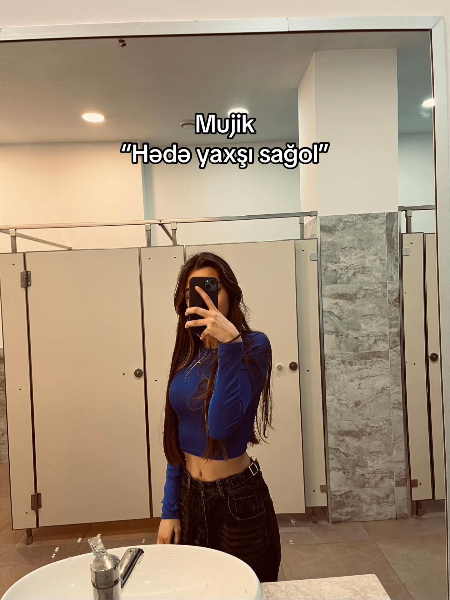 @𝓡