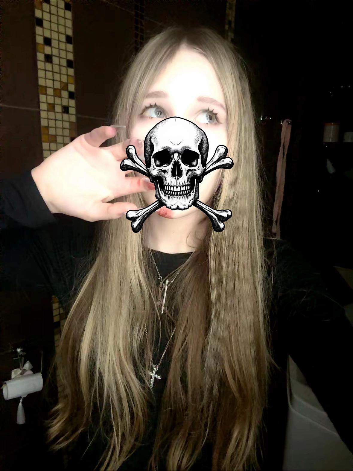 @evanemeow