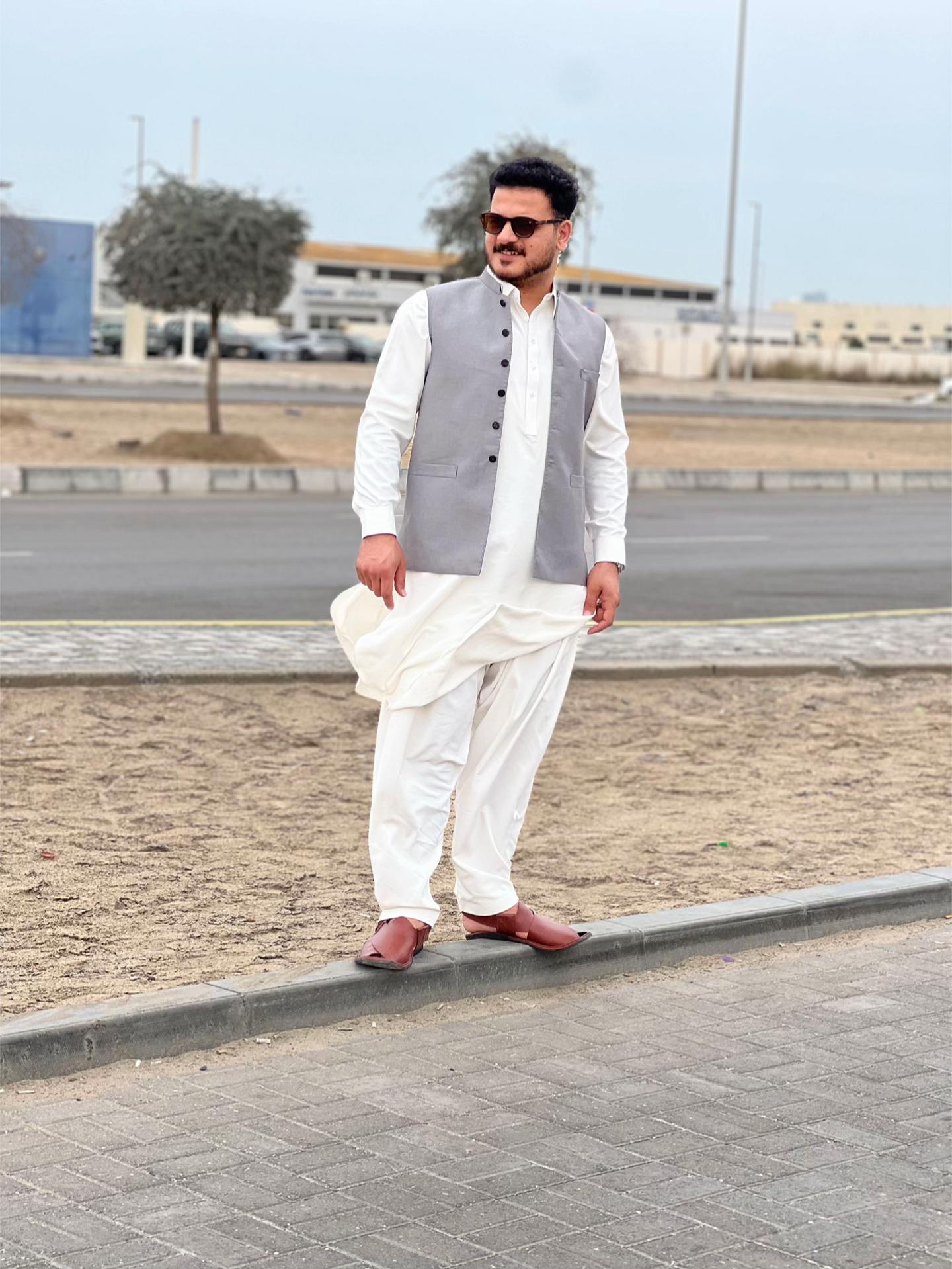 @Mehran Khan official 🎸