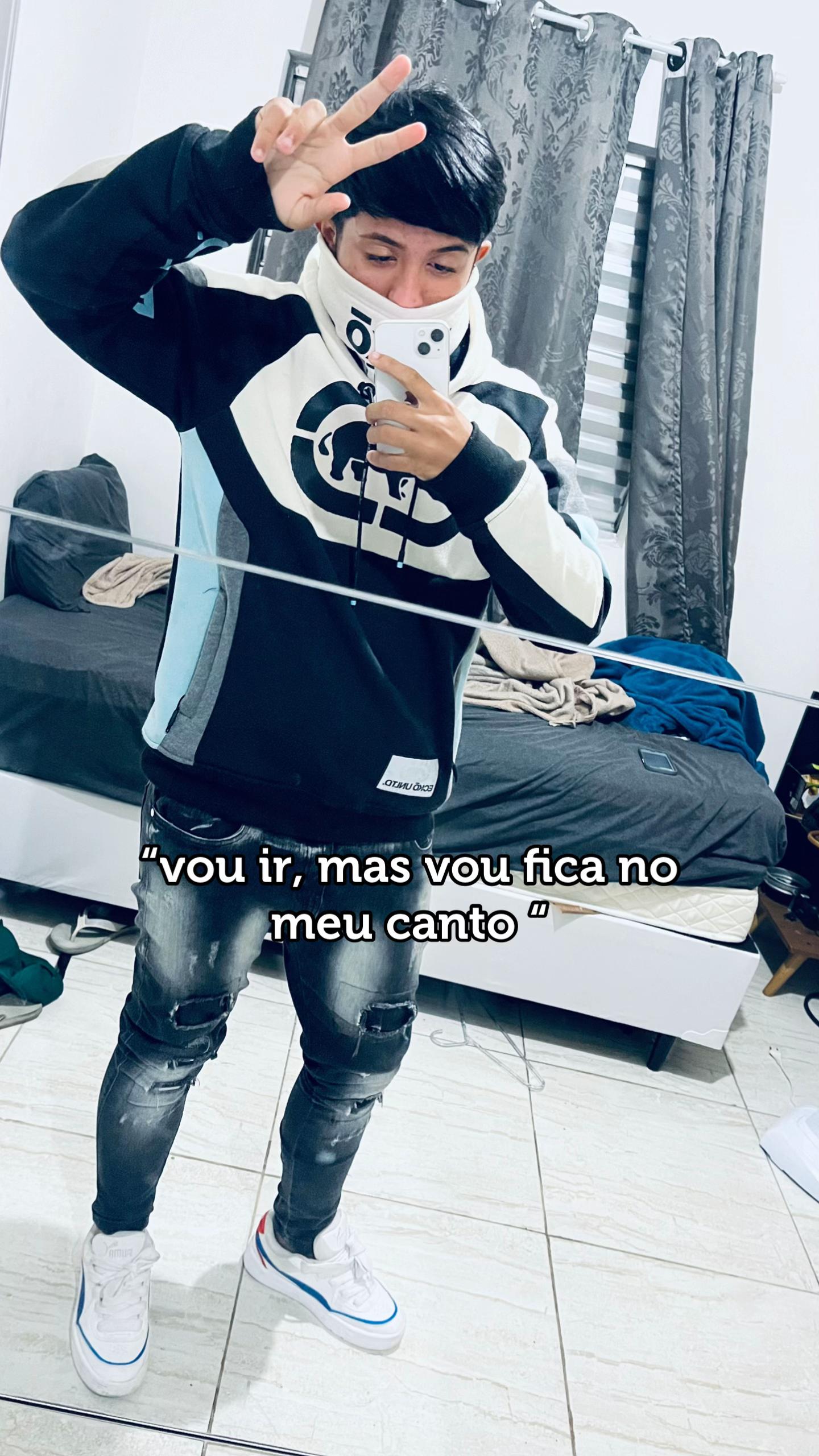 @🎬