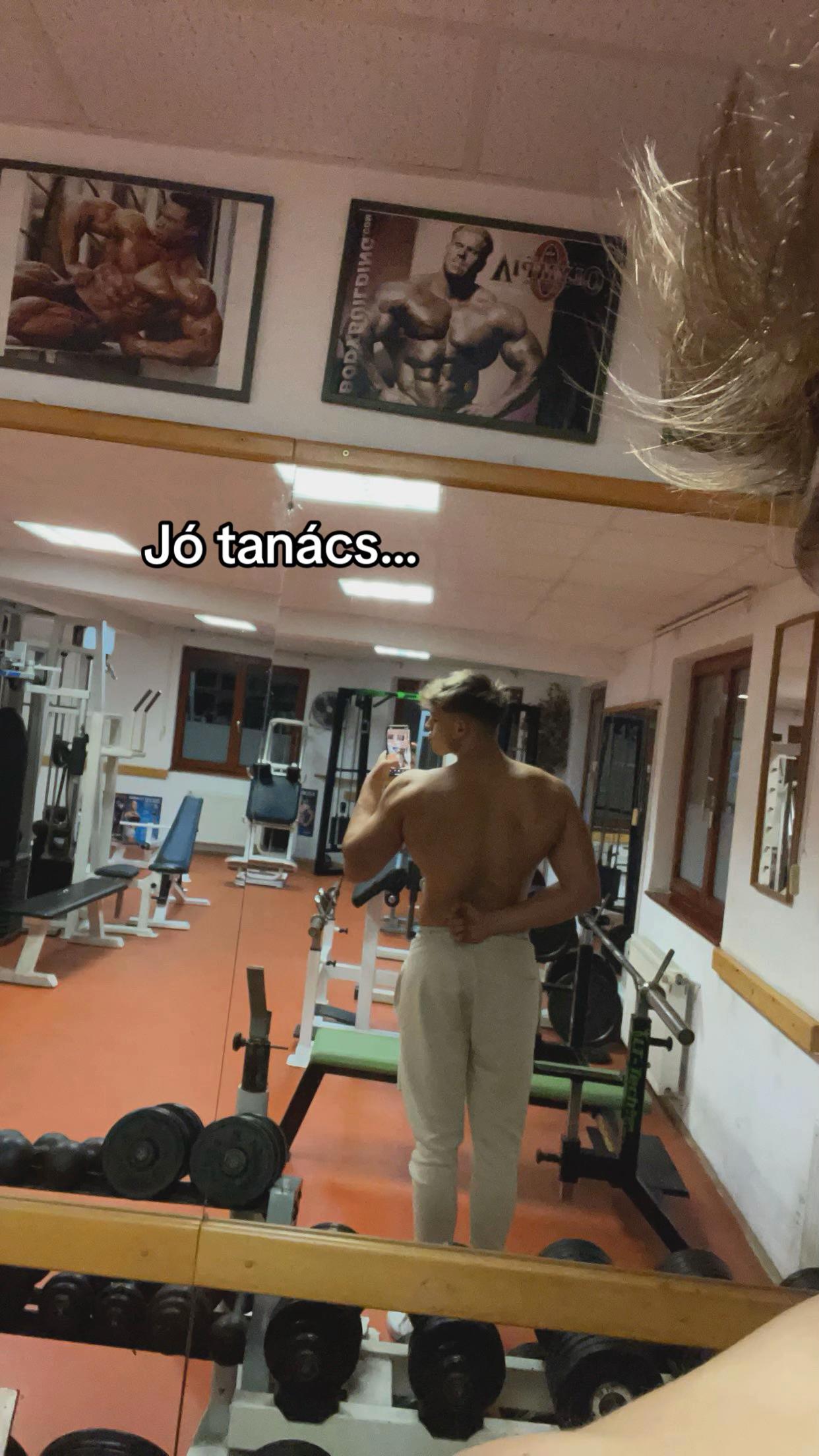 @Moln&aacute;r Andr&aacute;s