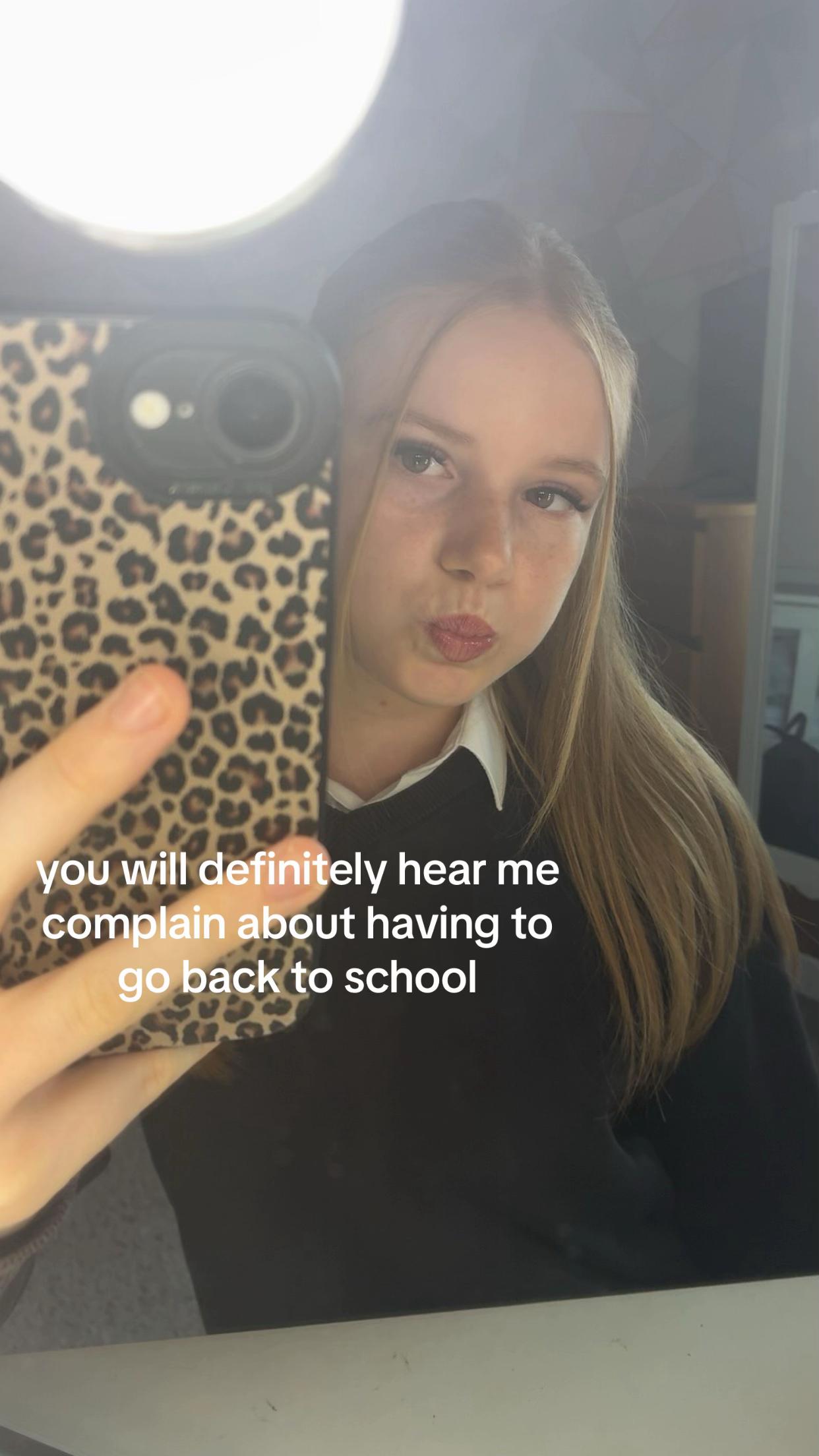 @𝓁𝒾𝓋𝓋𝓎🤍.