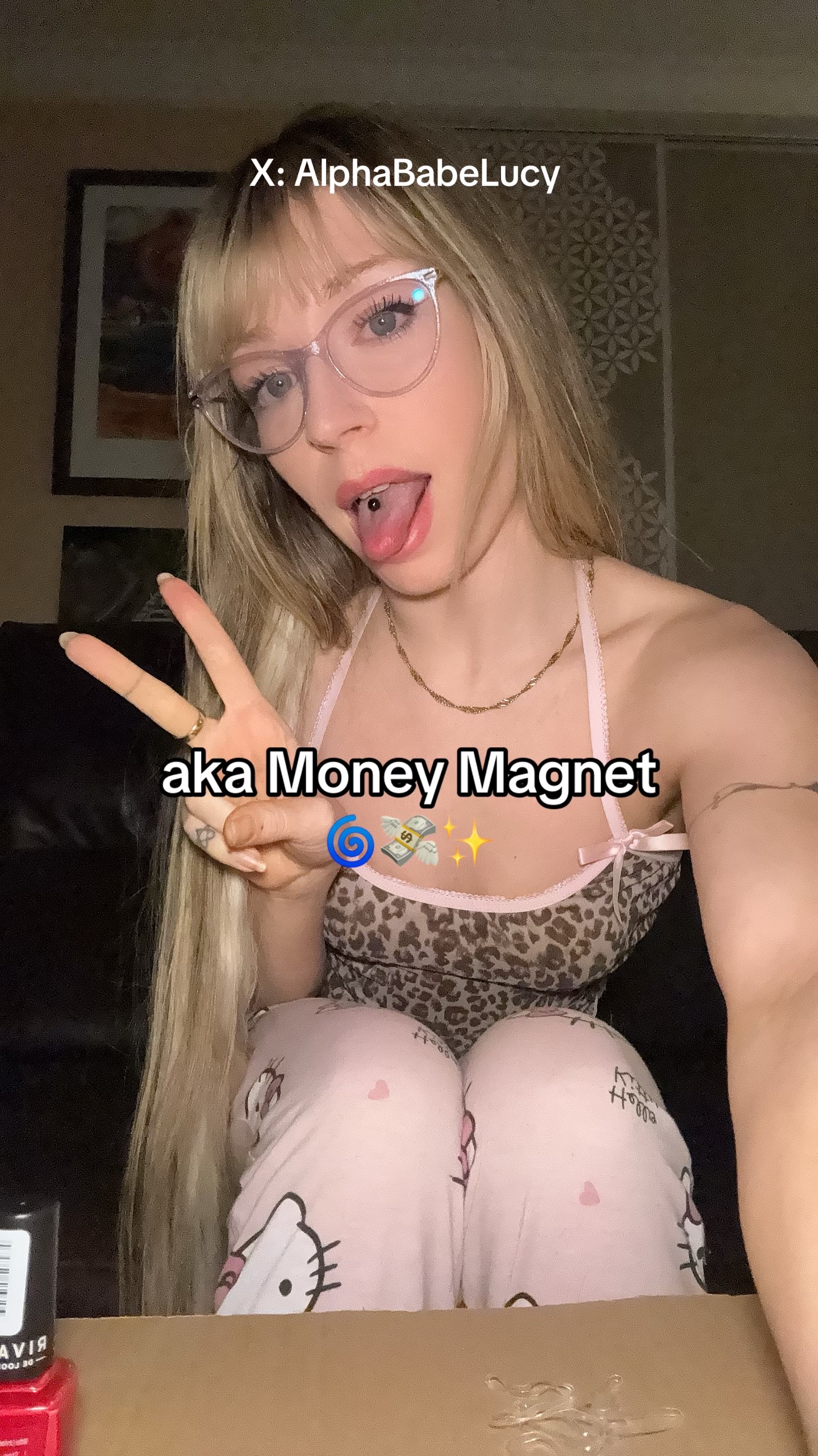 @AlphaBabeLucy