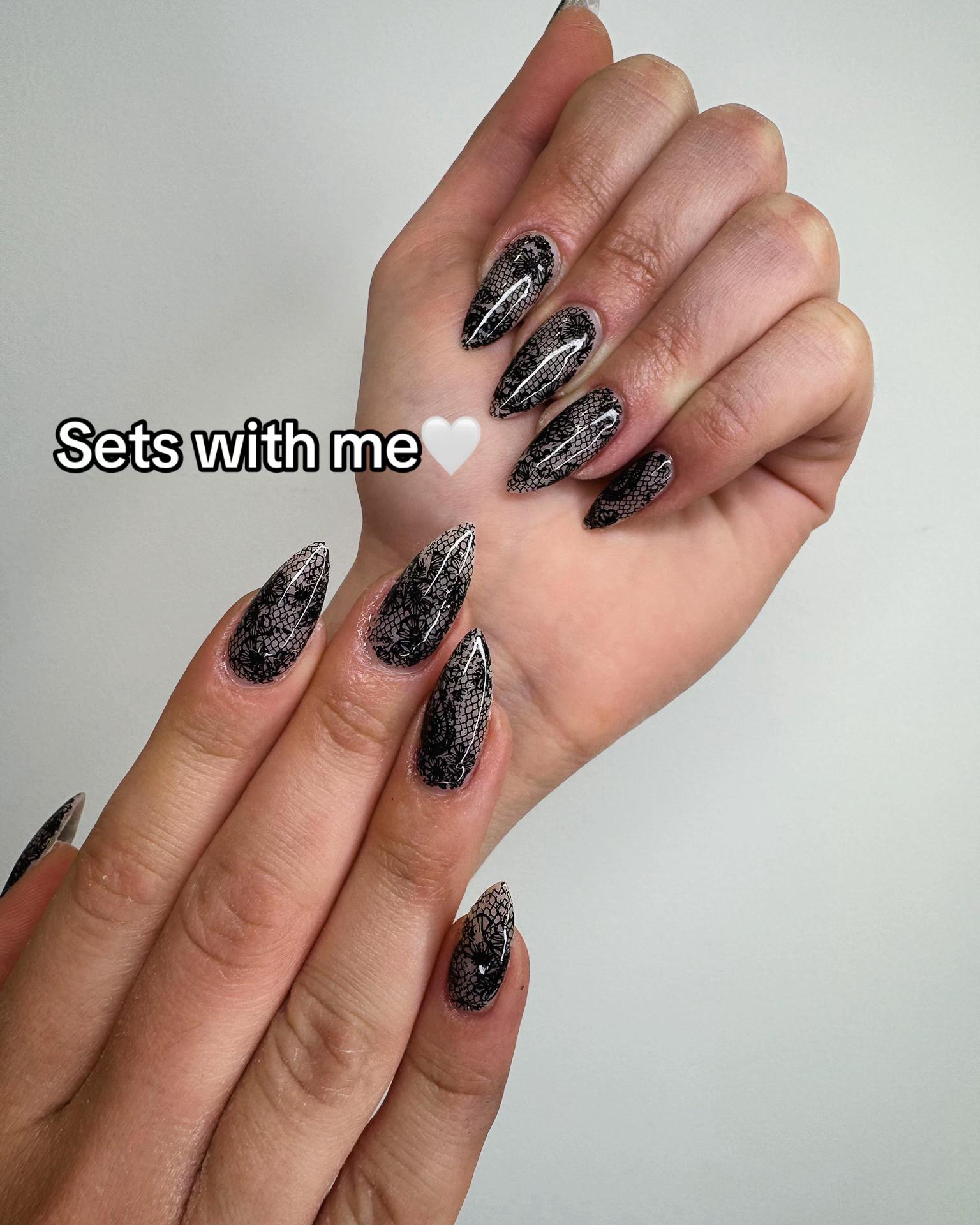 @velour.beauty.salon