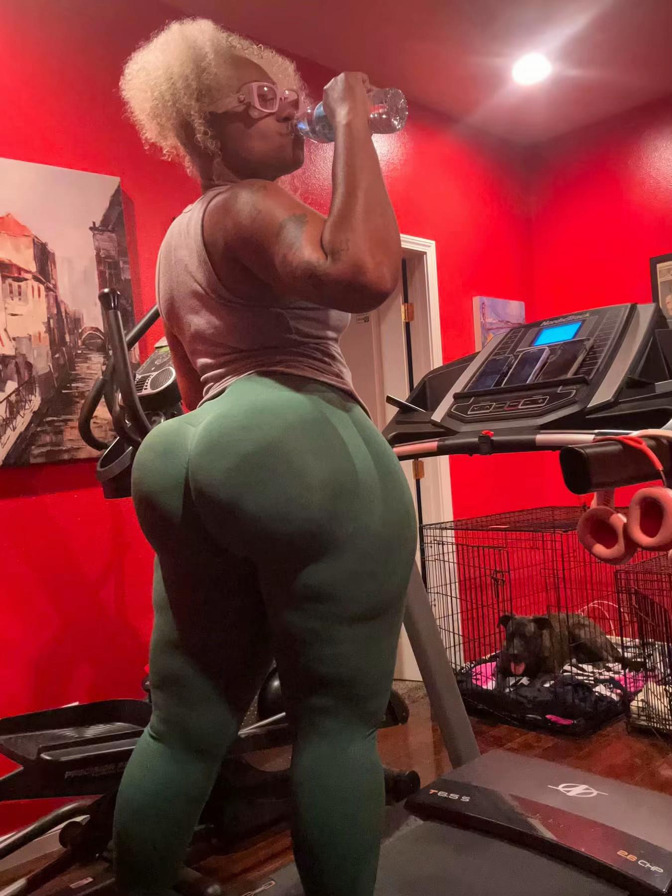 @CherokeeDAzz