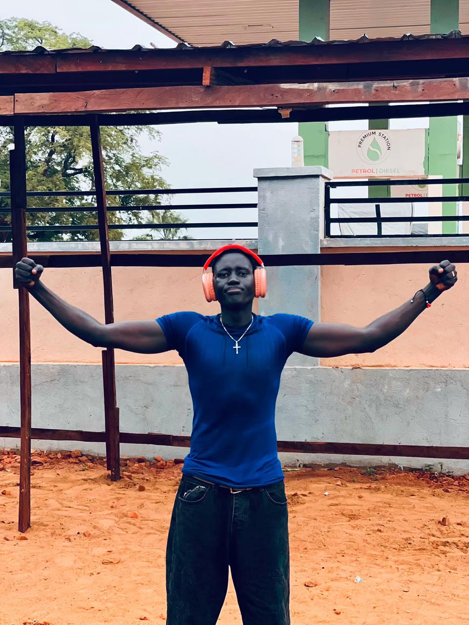 @Coolly🦍🐟🇸🇸