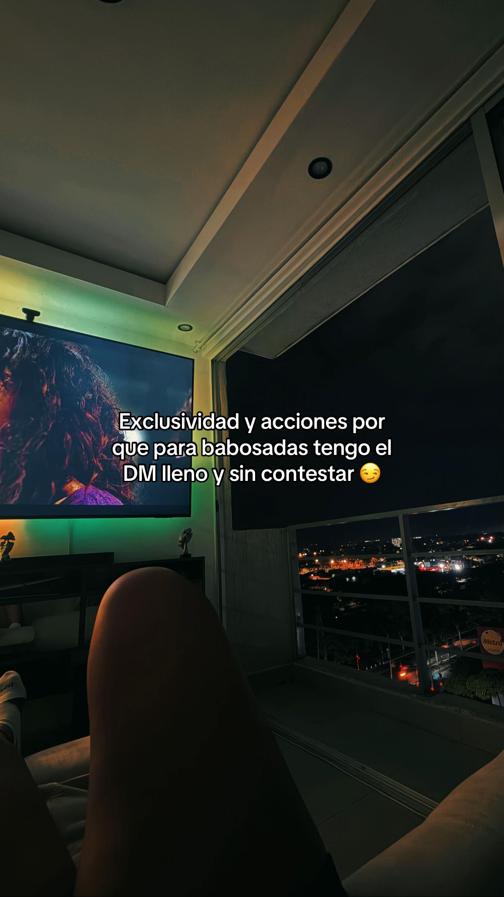 @N A N A 🖤