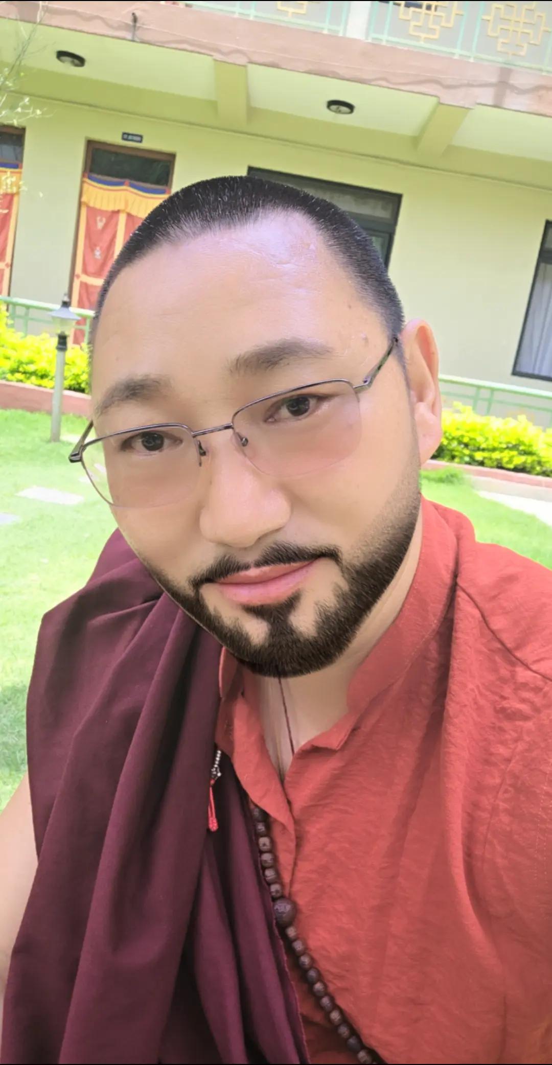 @buchung_norbu_la