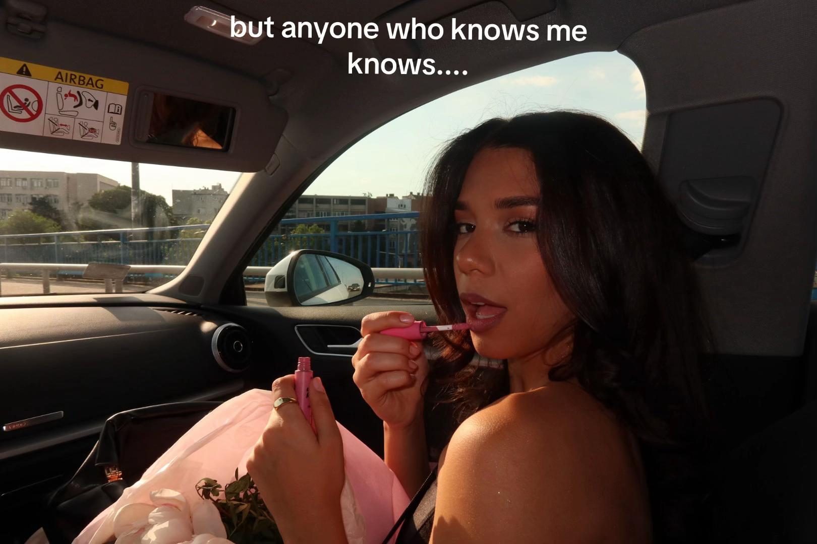 @Mina Kostadinovic