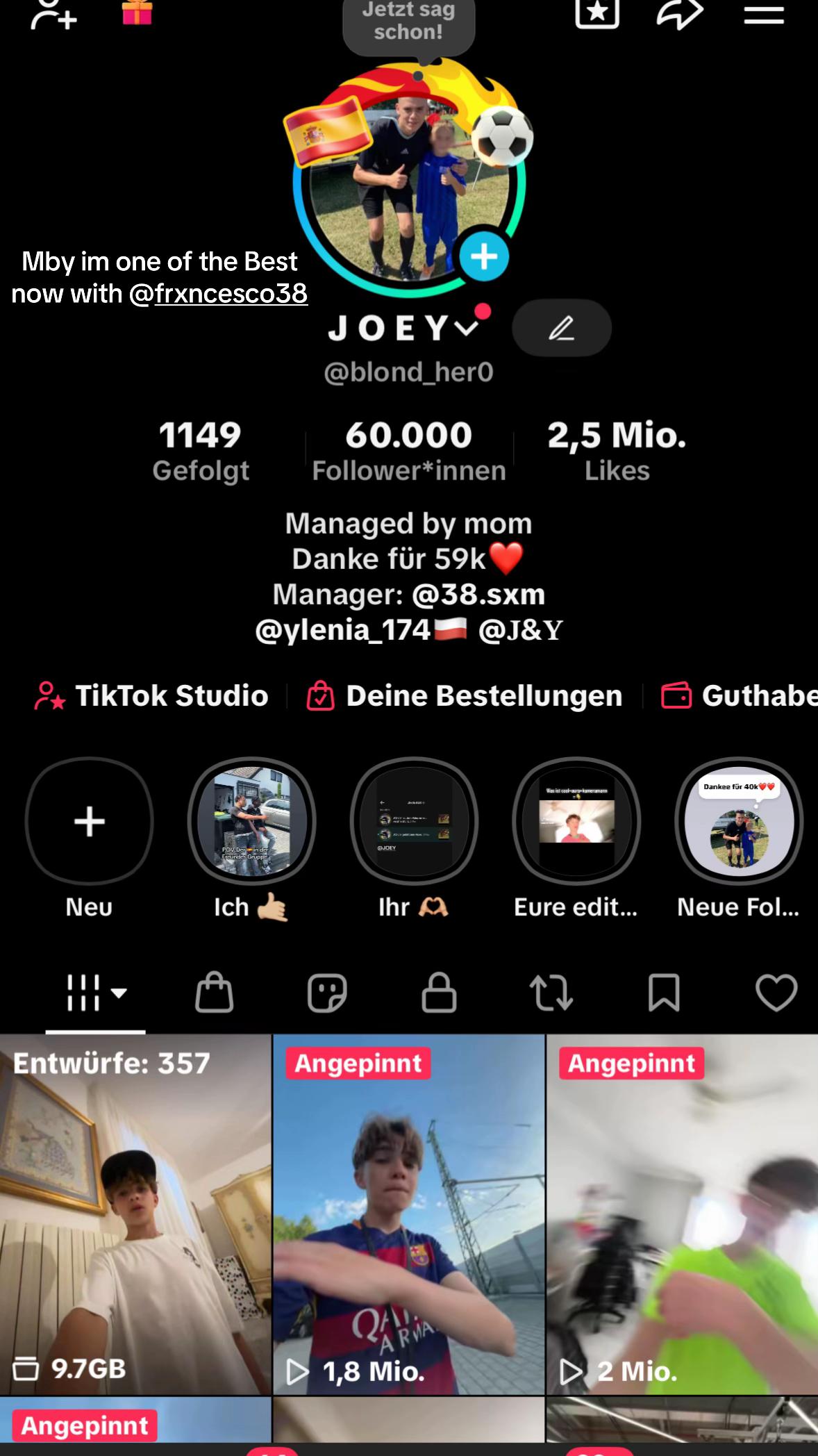 @J O E Y
