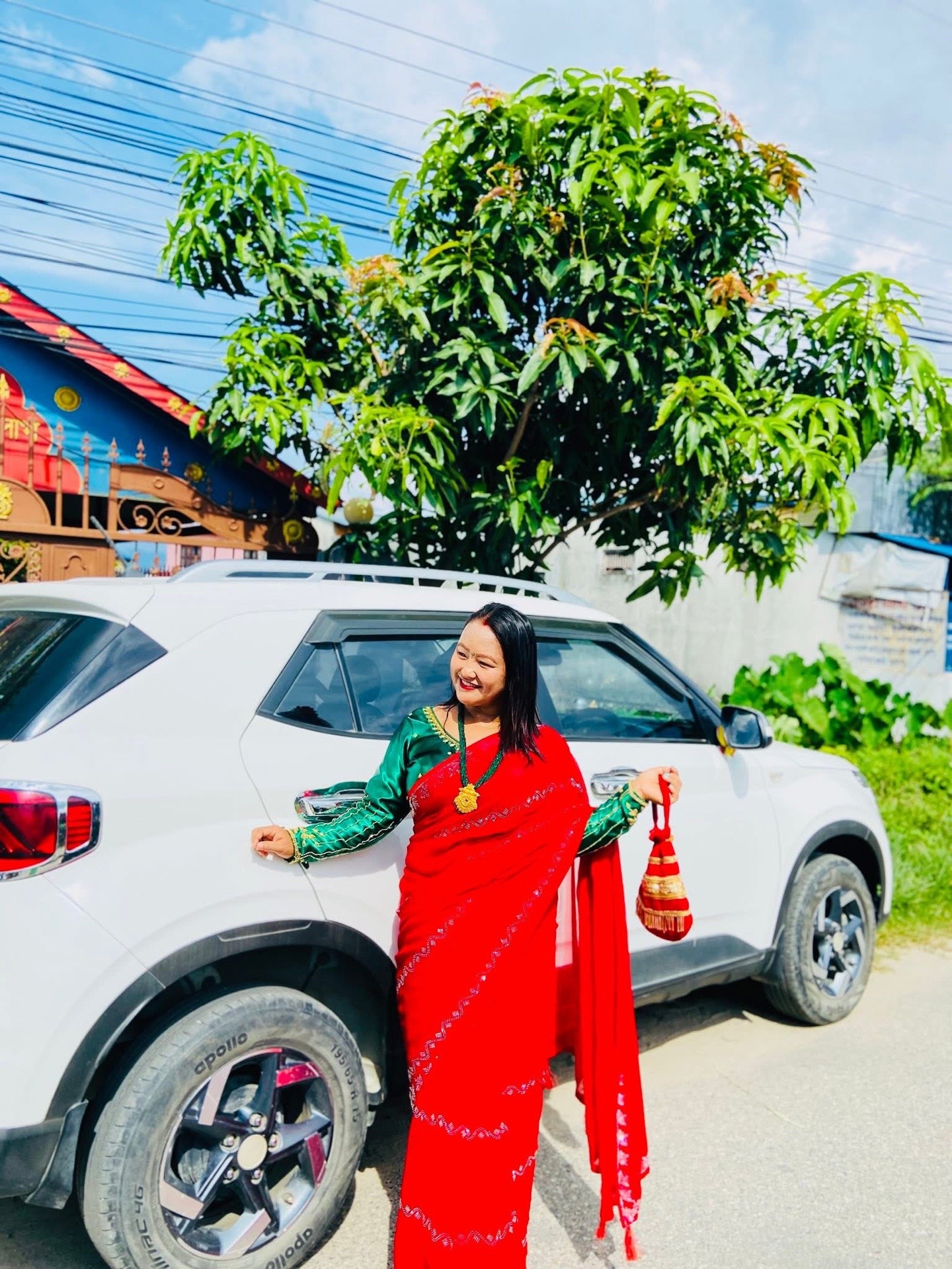 @muna shrestha