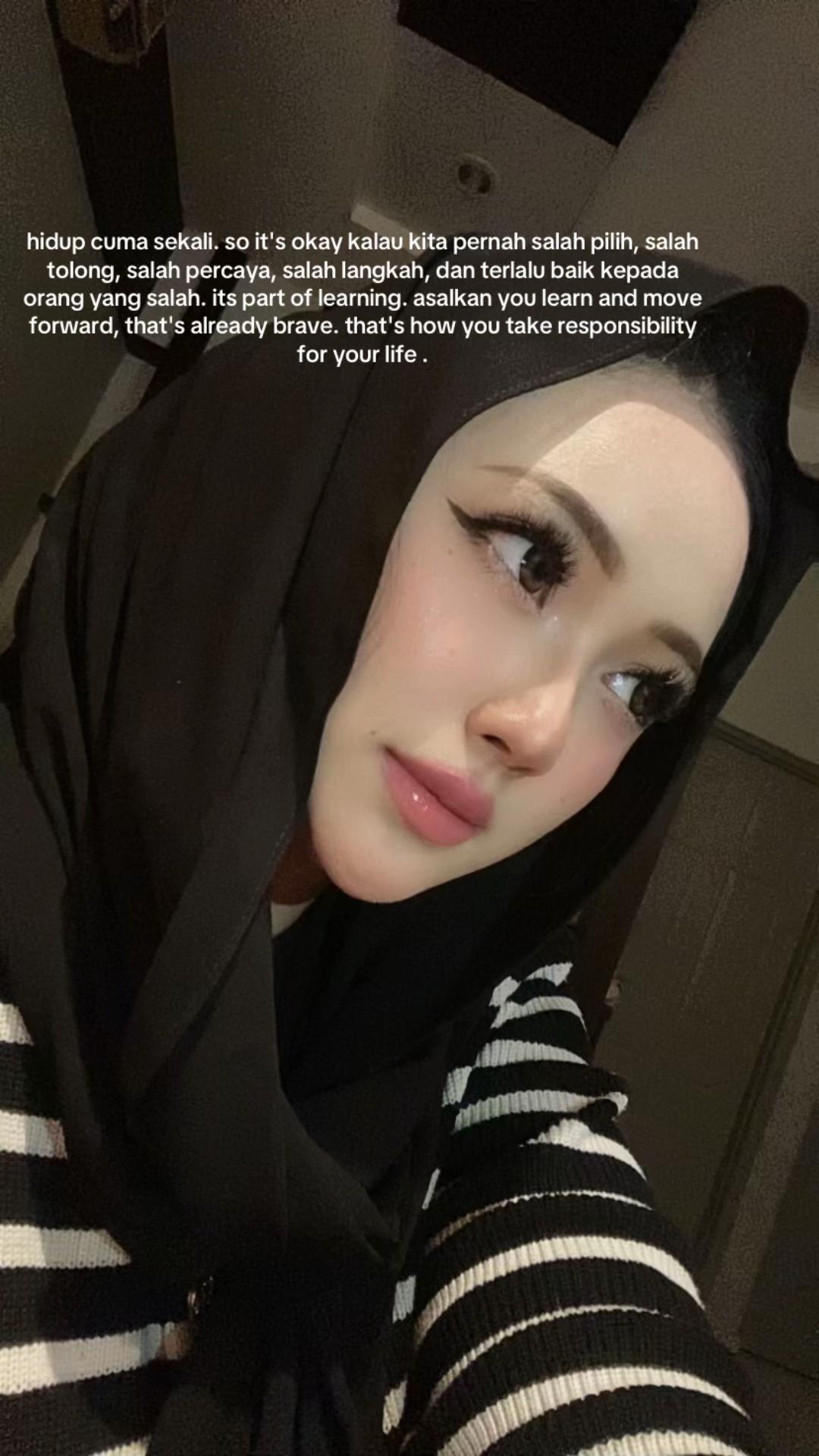 @*&bull;.&cedil;♡ 𝓐𝓵𝓮𝓼𝔂𝓪 ♡&cedil;.&bull;*