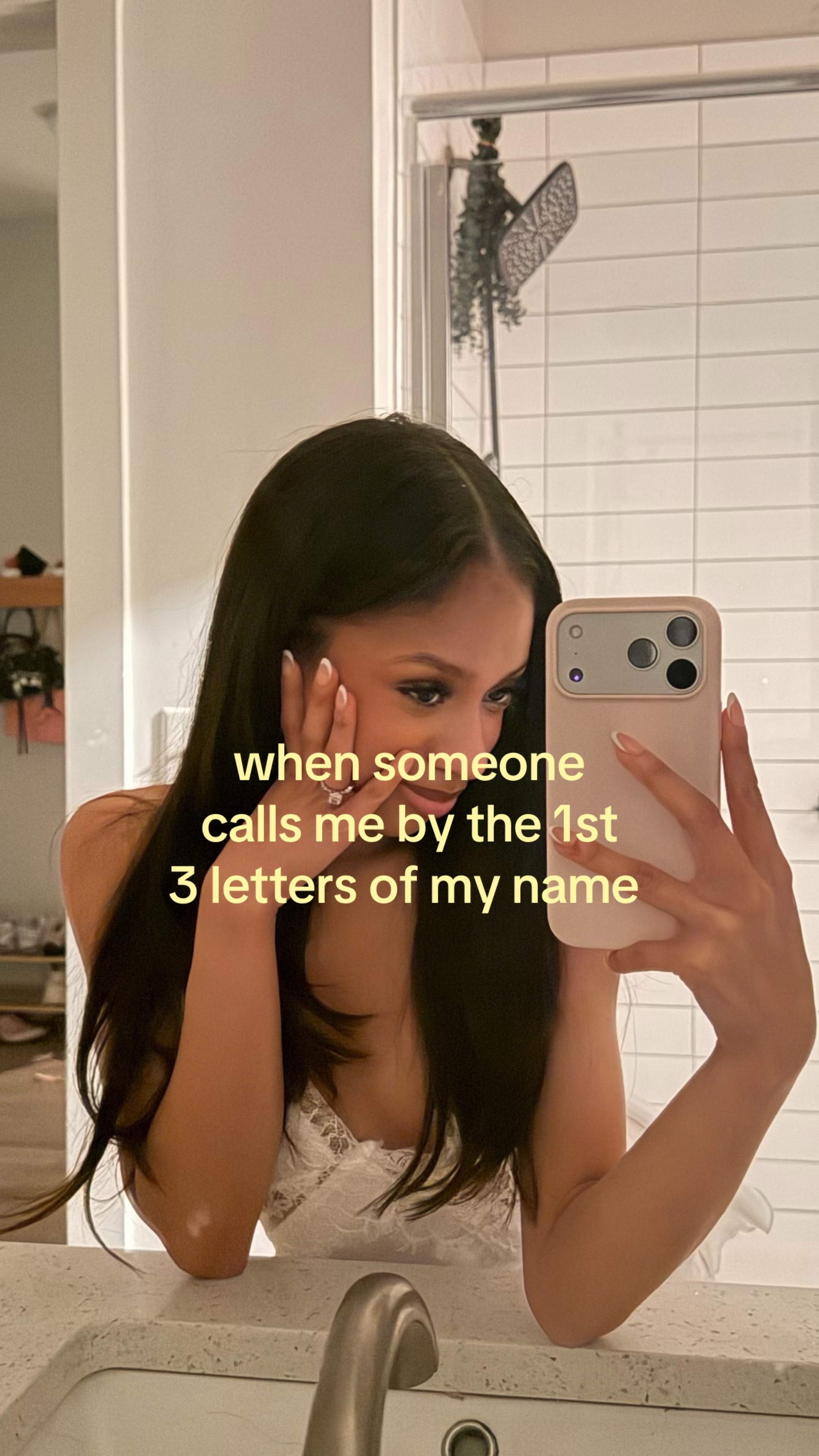 @YonikaaW
