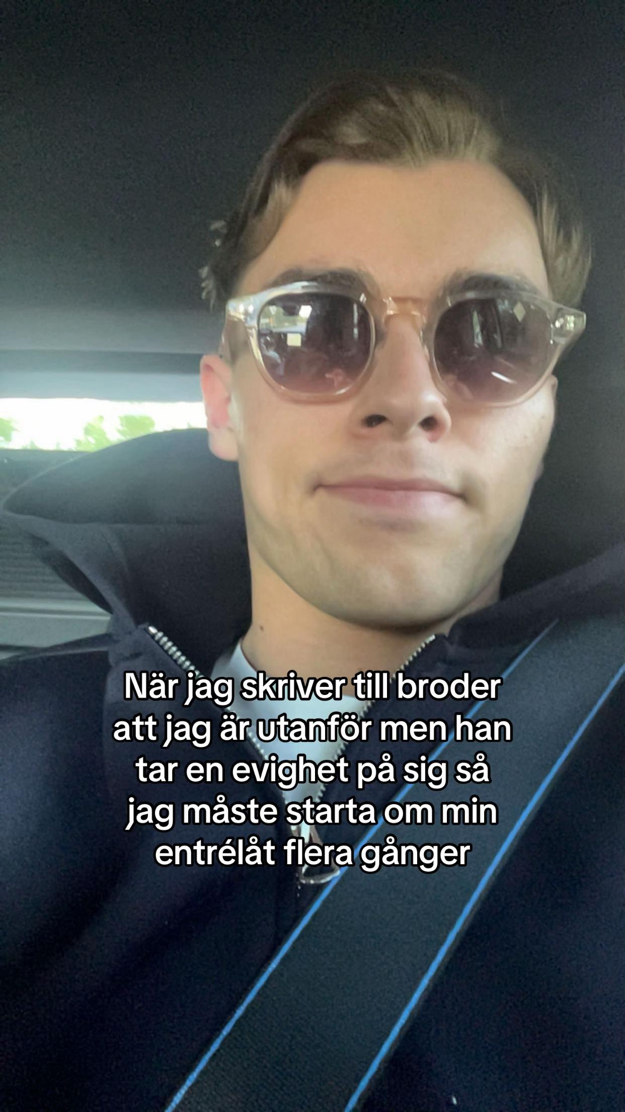 @Aesthetic