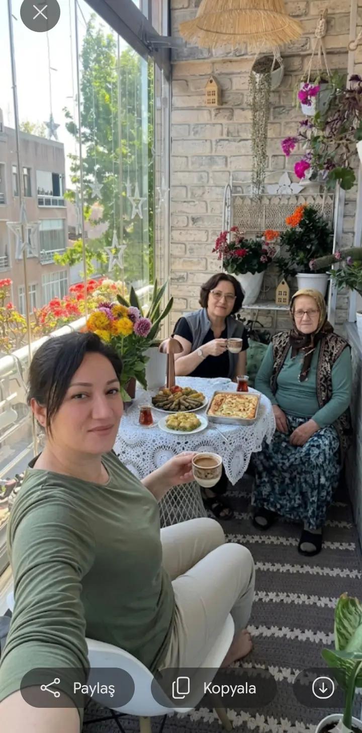 @Elif Kaymakci