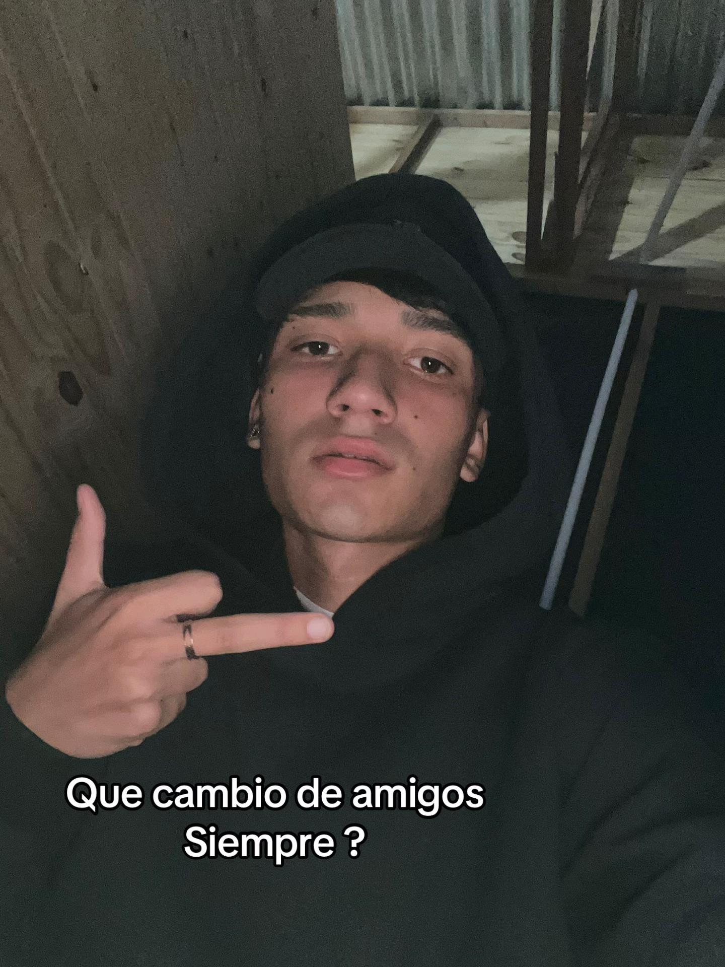 @Benja🤙🏻
