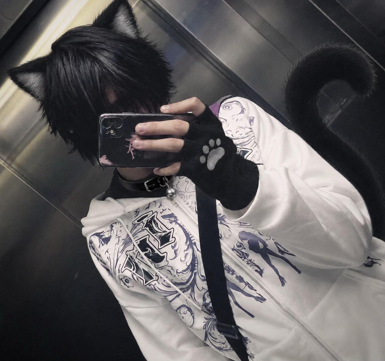 @emonahyy