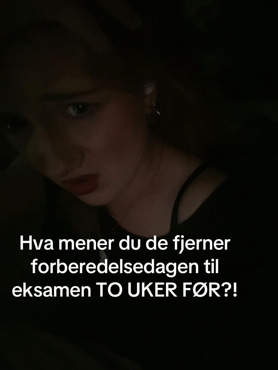 @<3