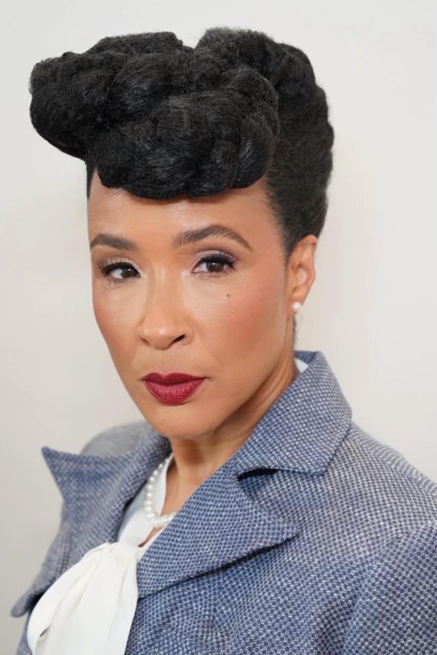 @Dionne Smith | Hair Stylist