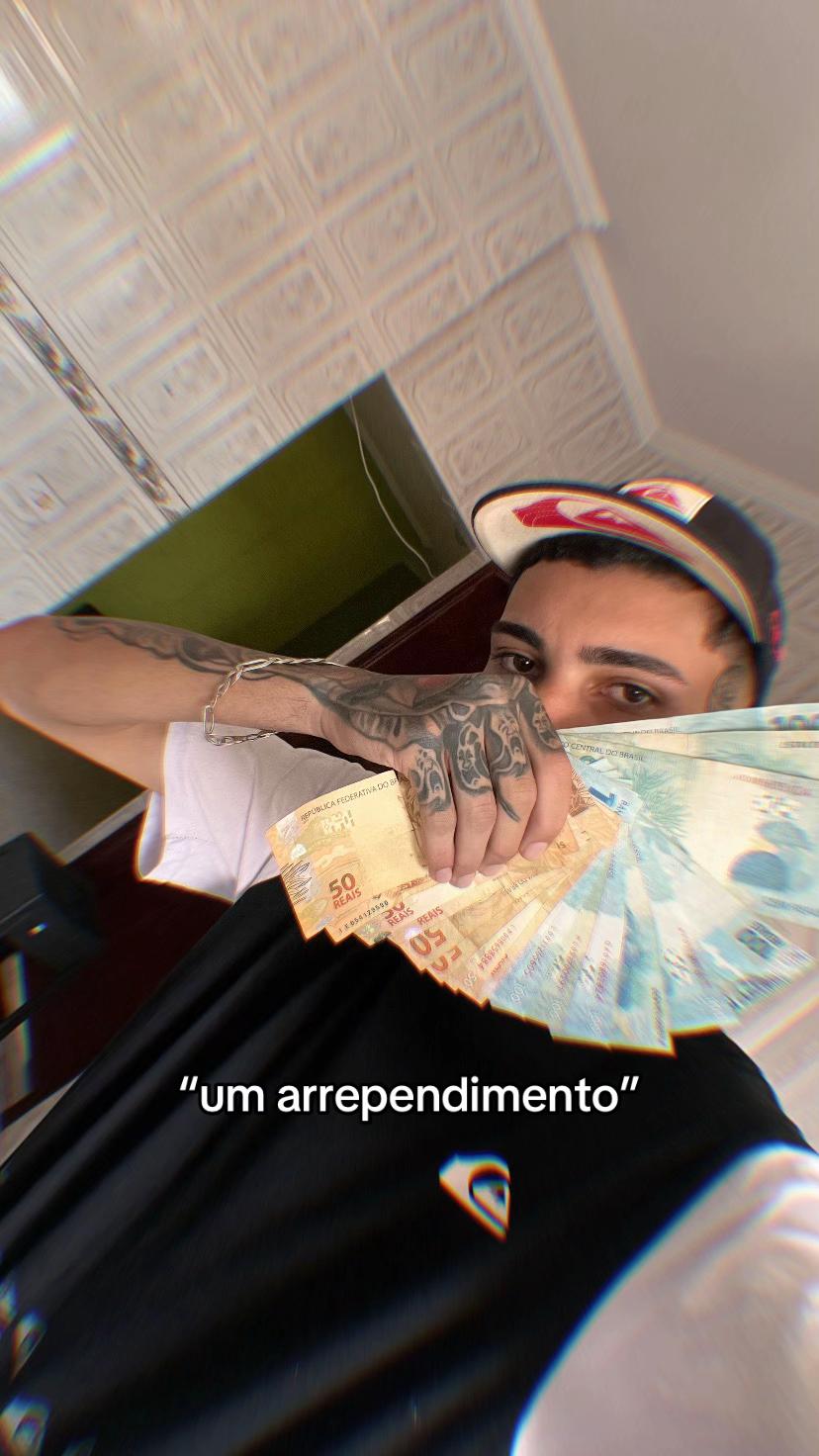 @féemdeus$ 🌊