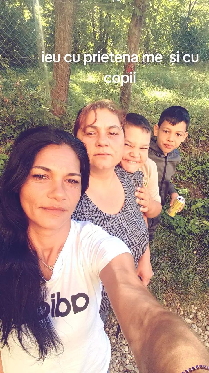 @Luminița😘♥️lumi💞