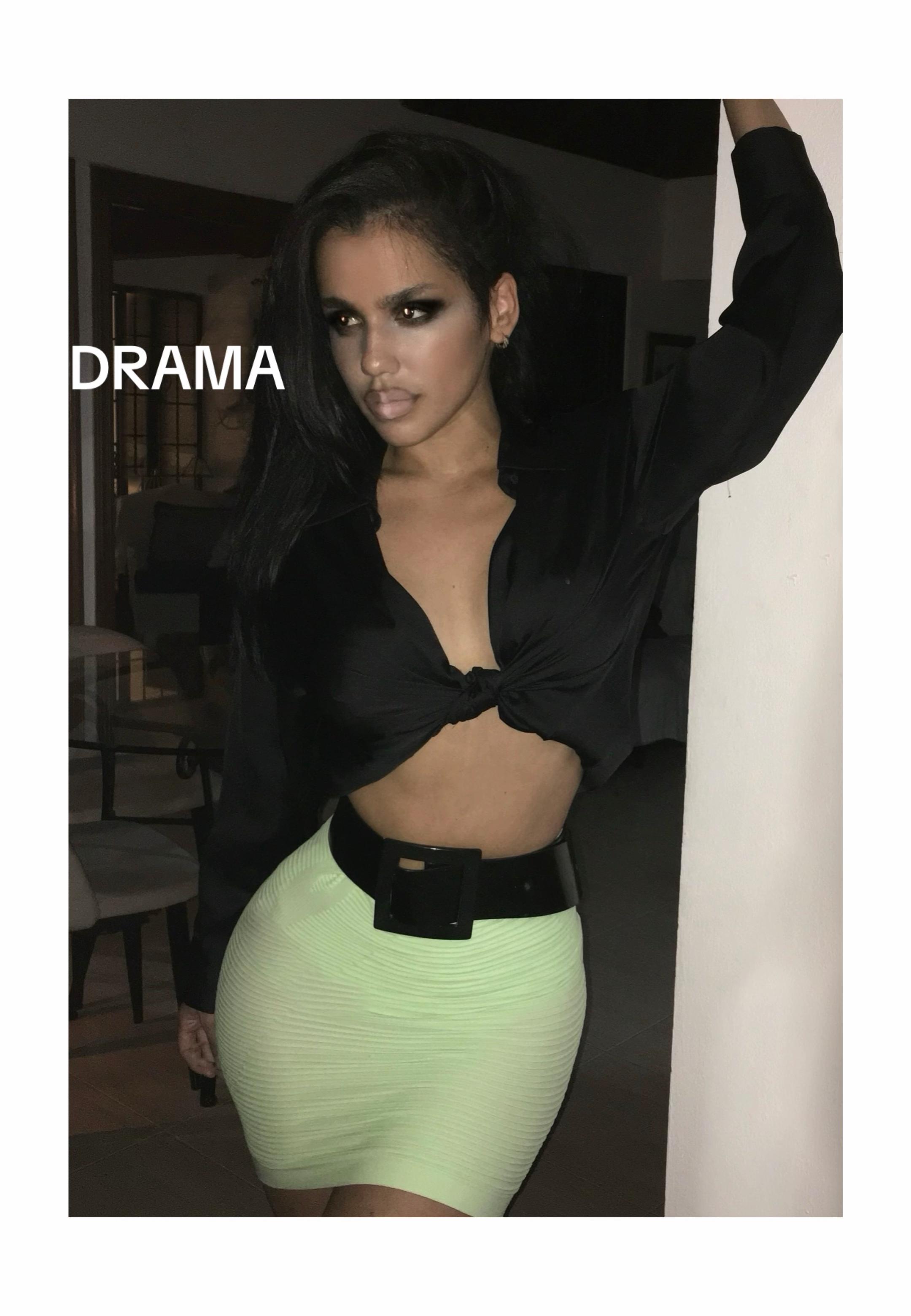 @MÓRIA