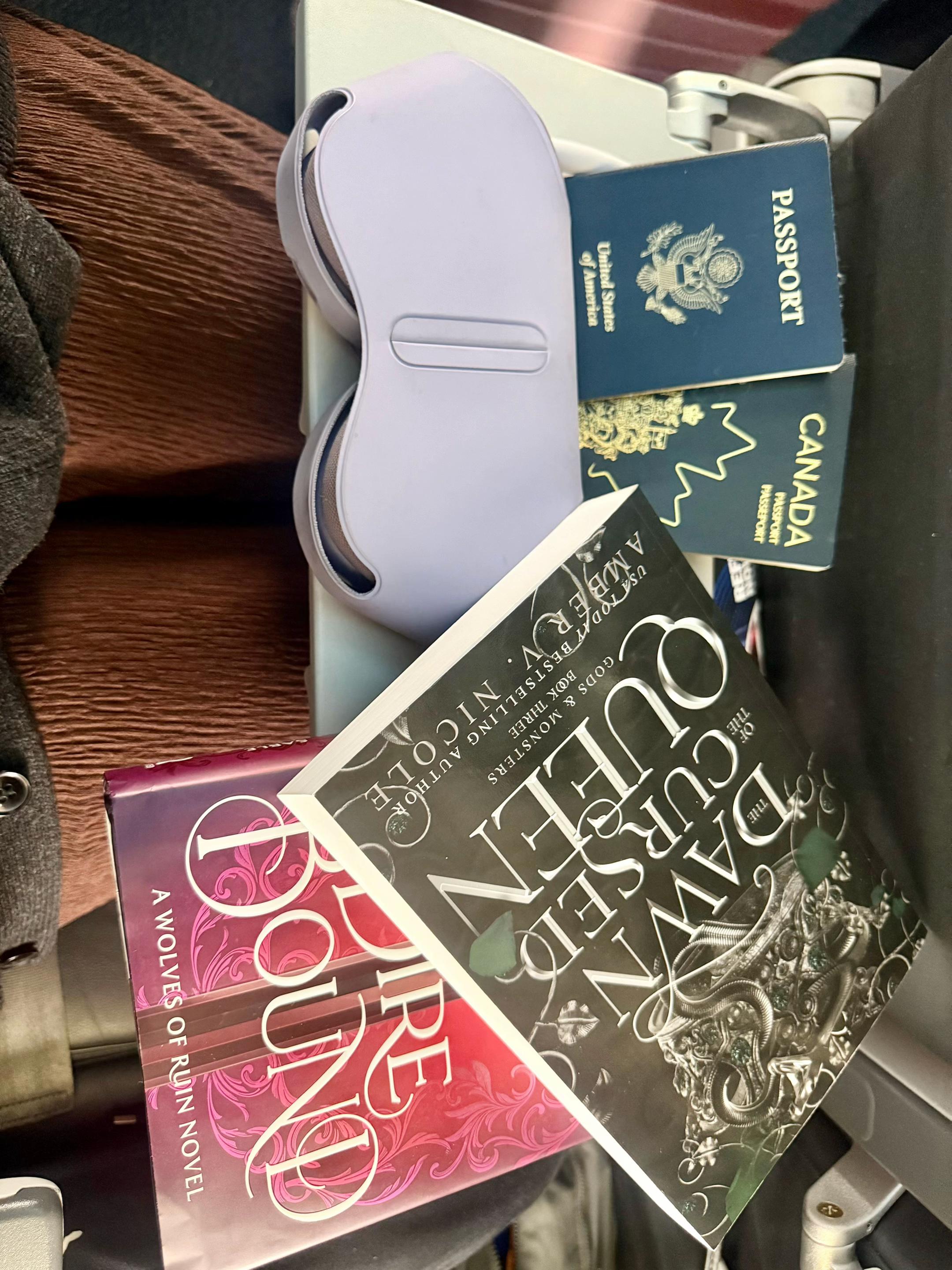 @Sophia Reads📚⚔️🤍🐉🖤☕️