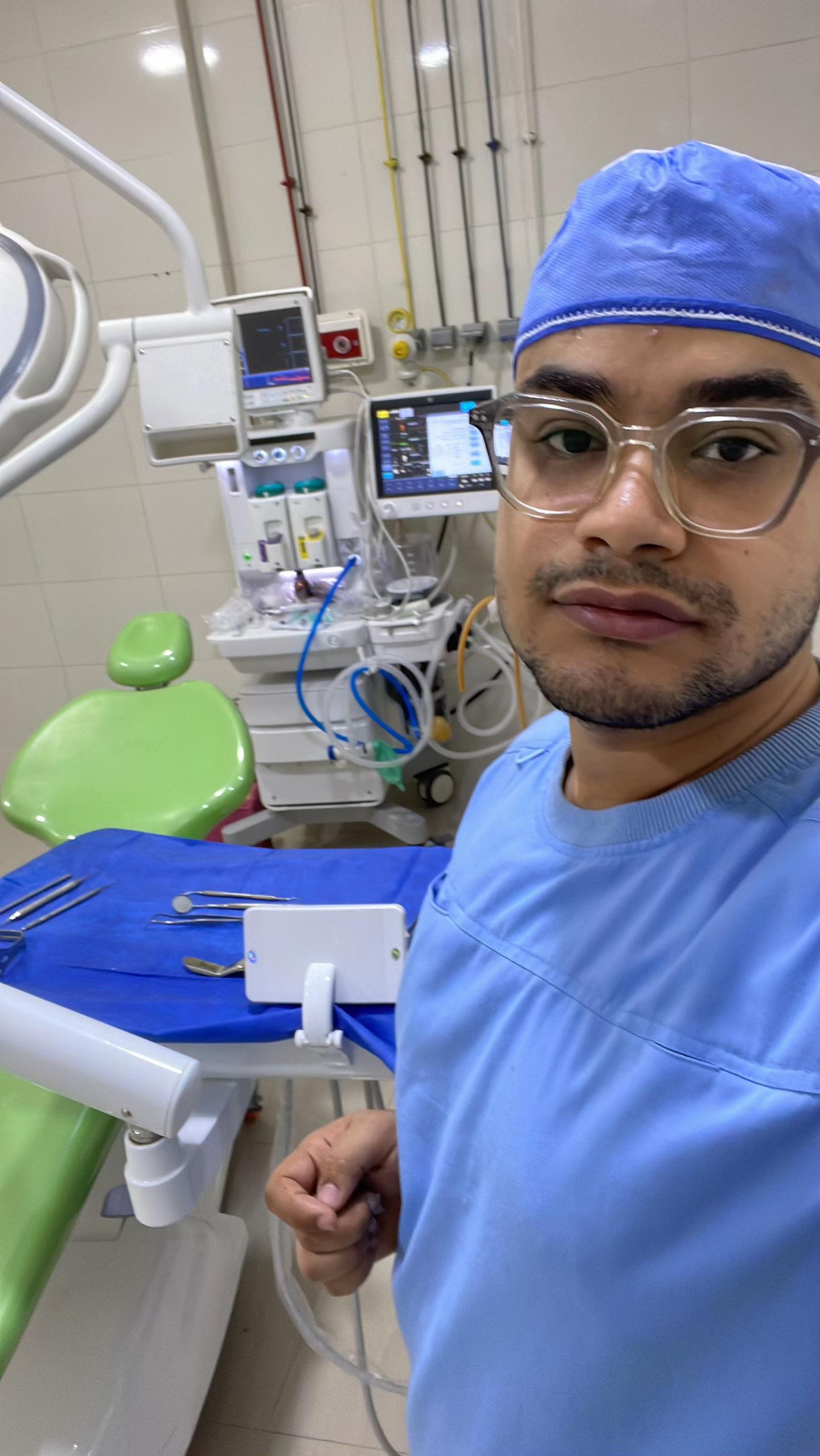 @Dr Mostafa Eita