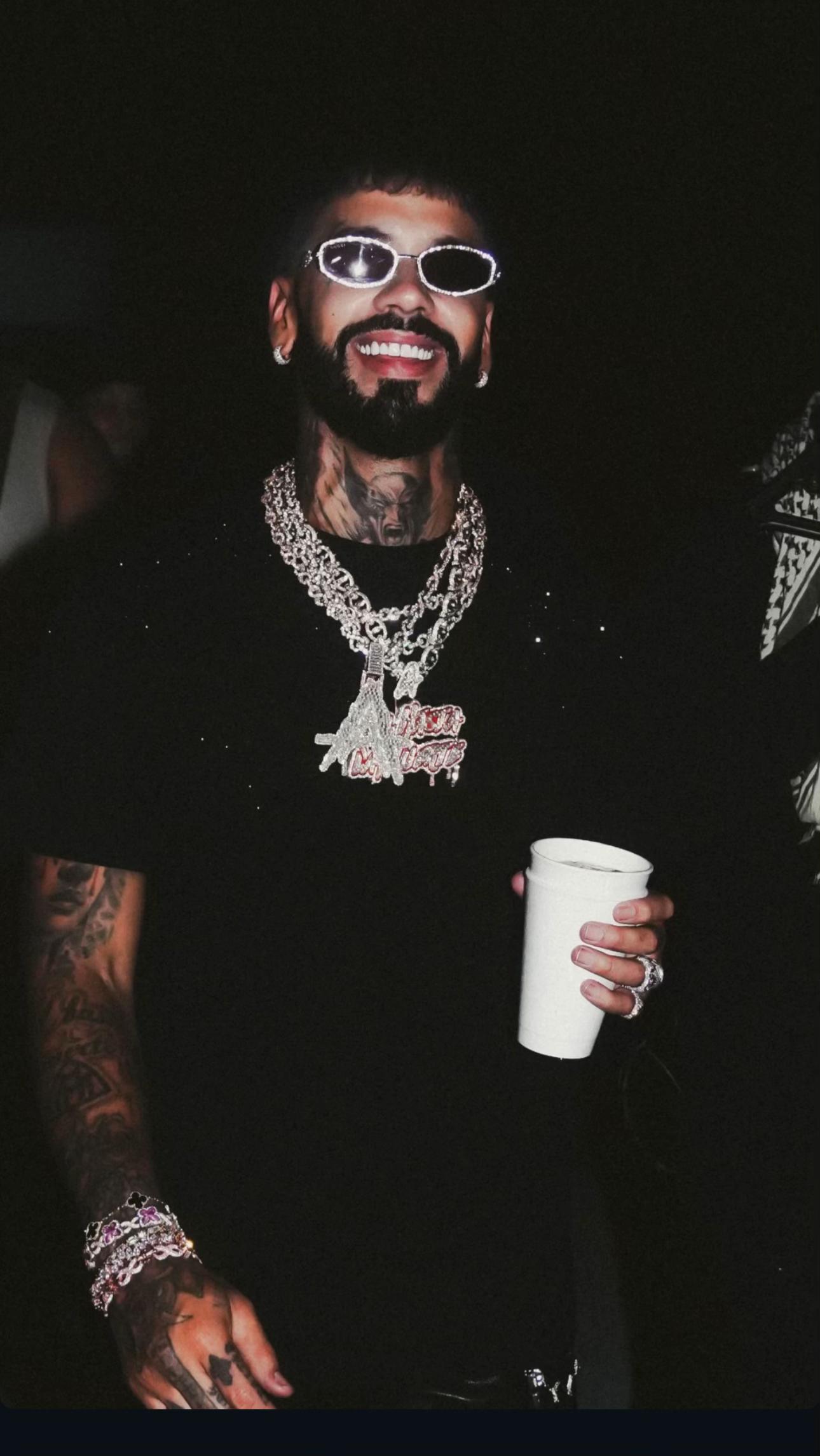 @👹