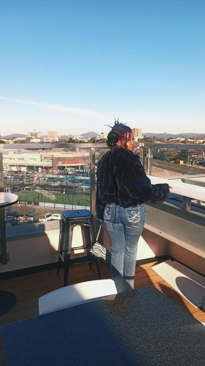 @Ẹm&ecirc;lda&auml;✨️🇧🇼