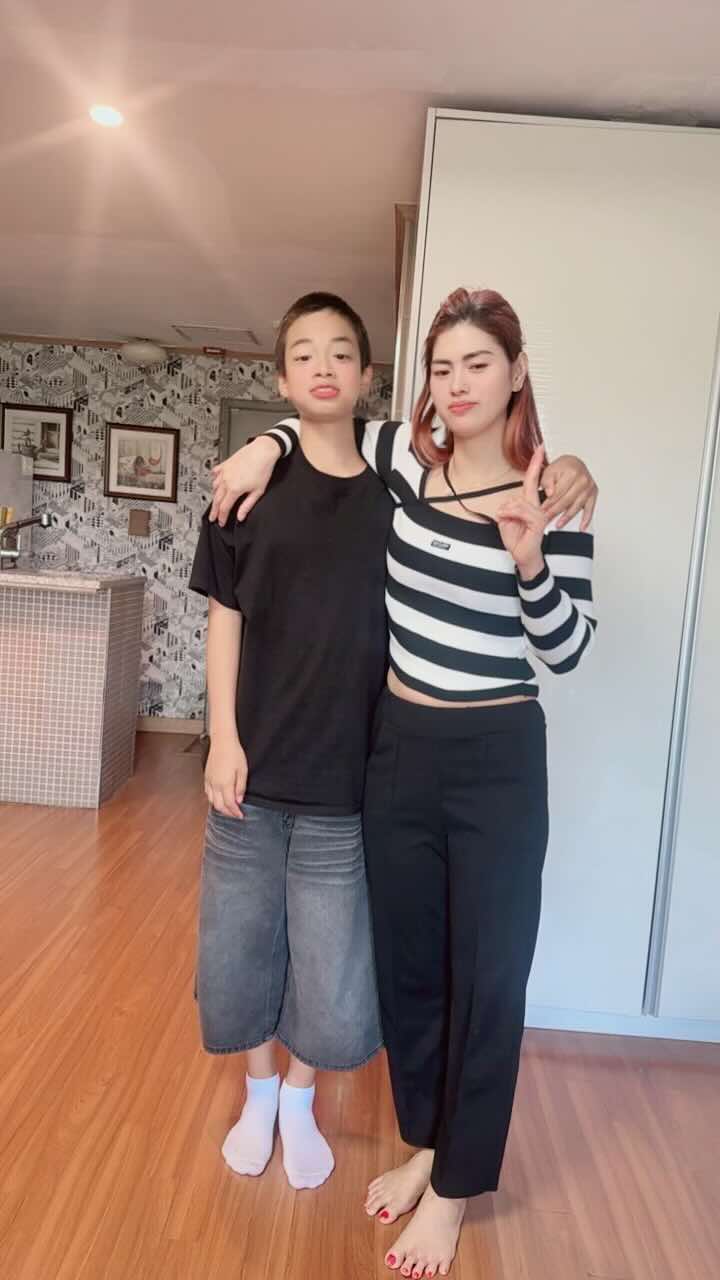 @김나윤🇰🇭🇰🇷