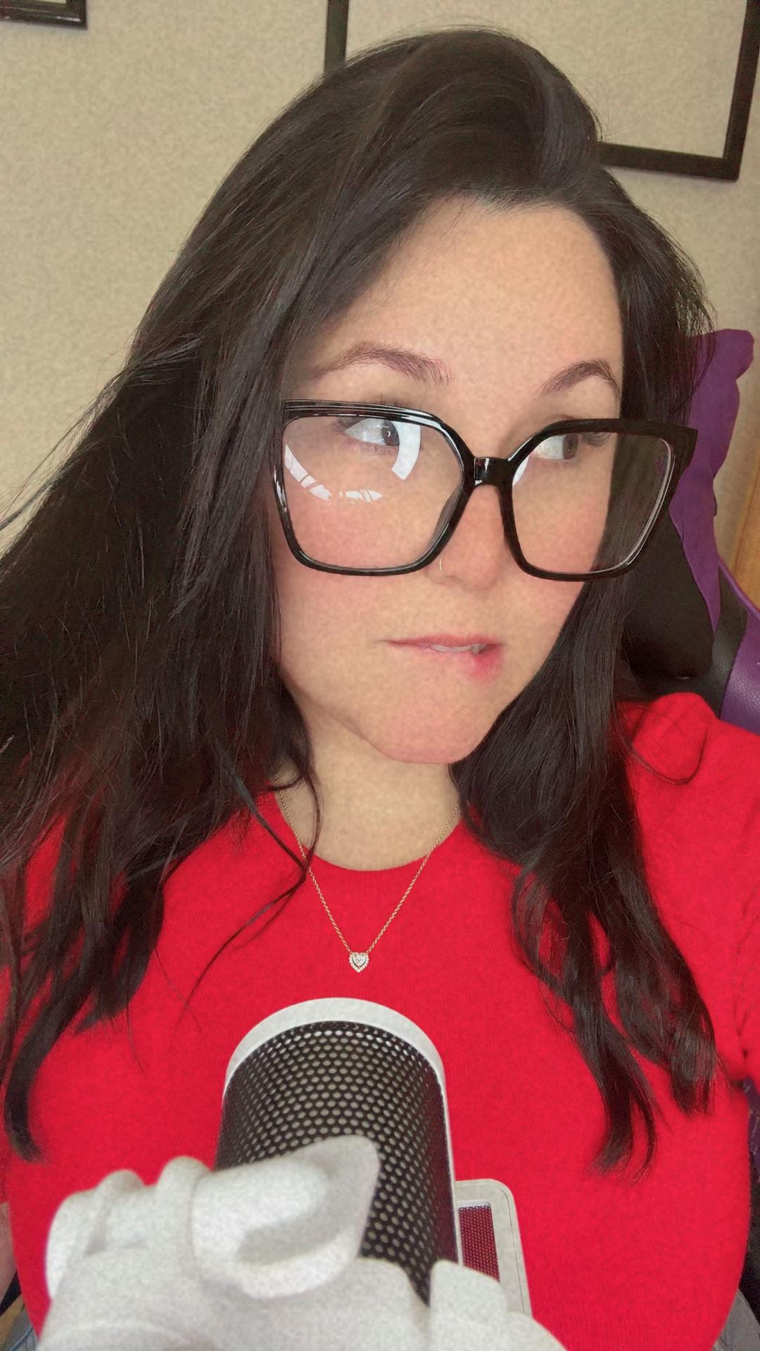@Aleja🦁🧿🇸➹🦅🧸