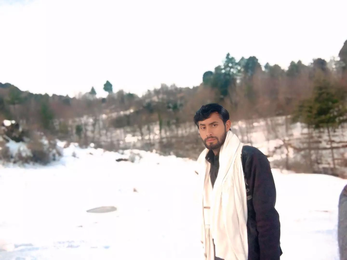 @kashmiri