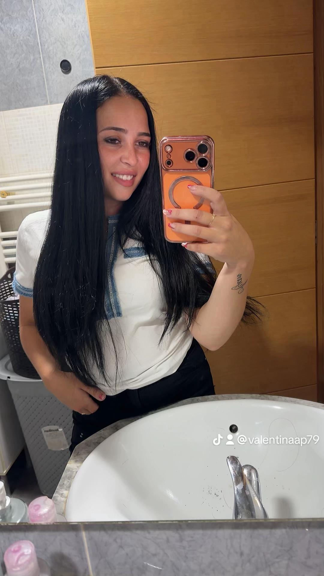 @Valentina Ap🖤🌹