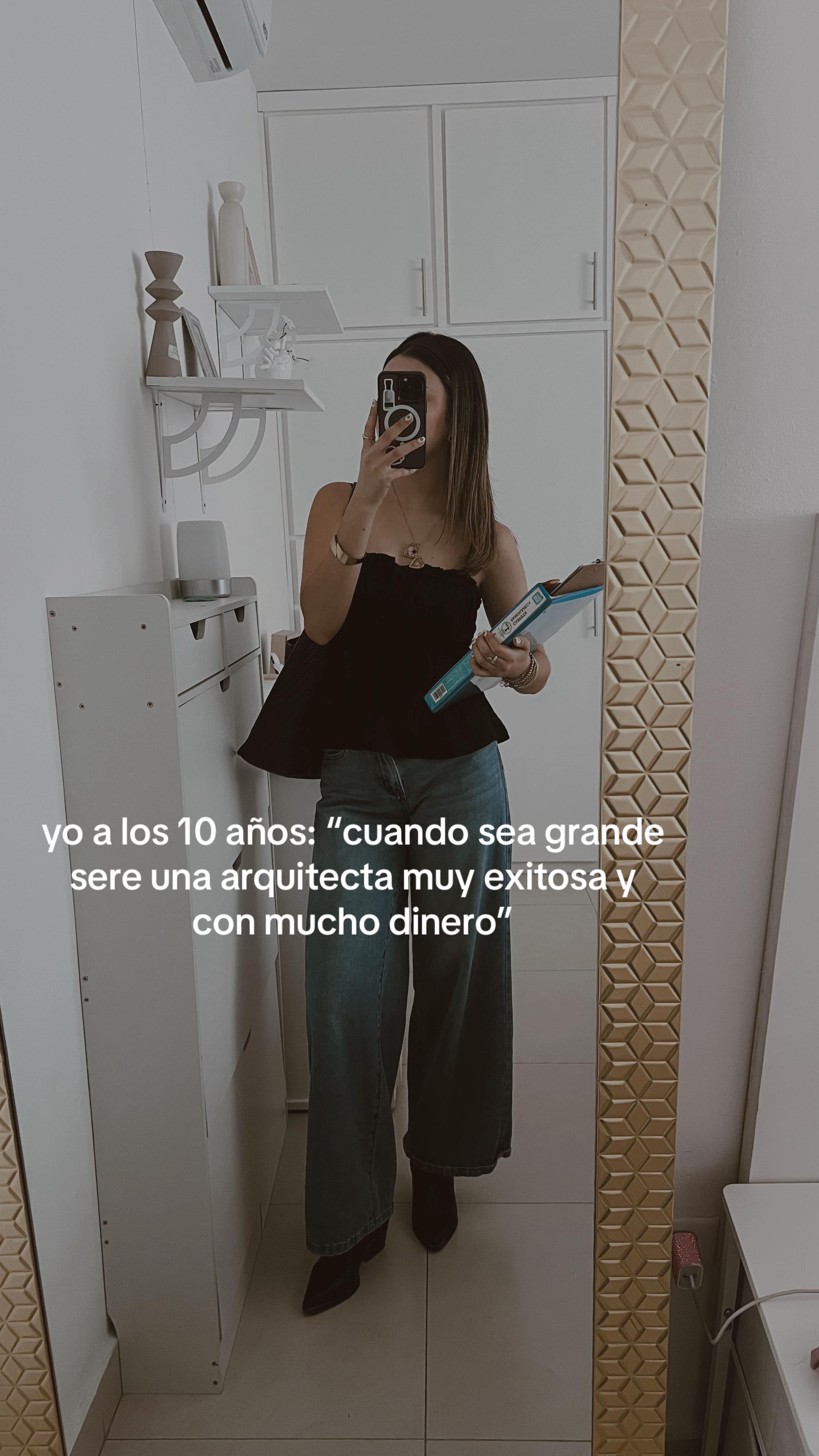 @Alondra_mendivil
