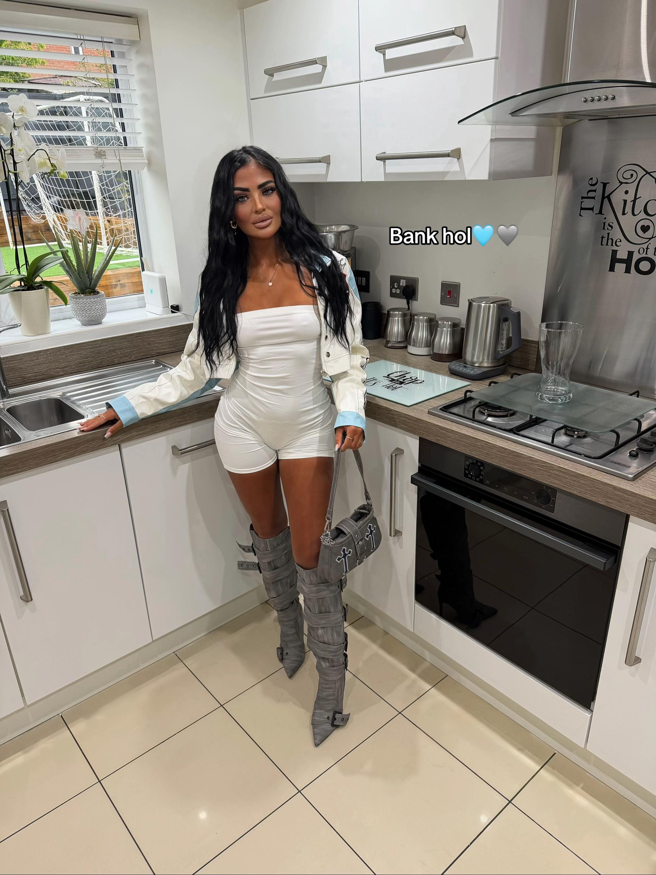 @Tia Giscombe🖤