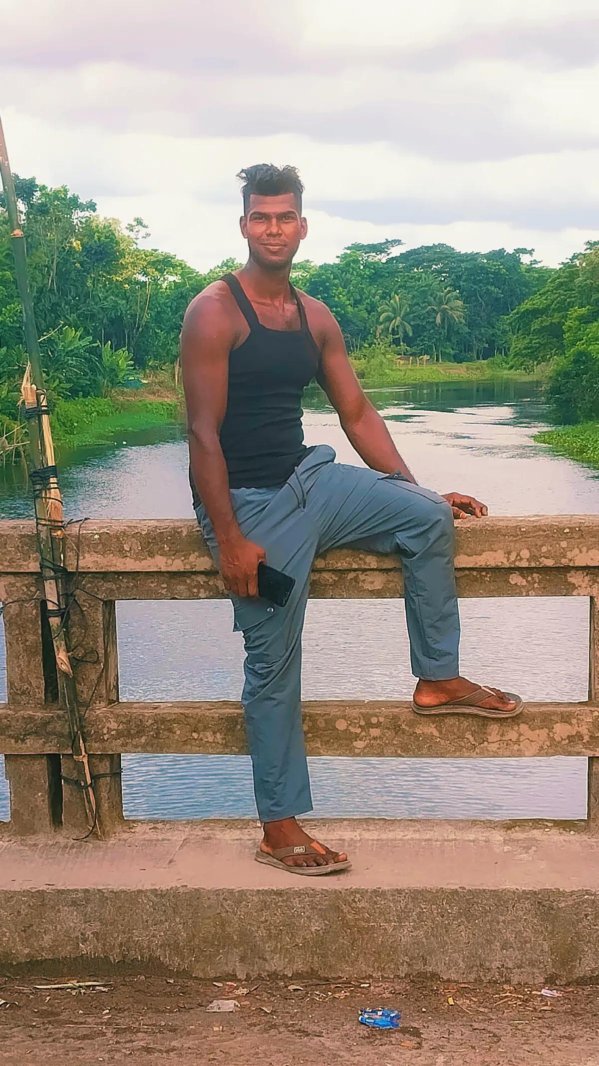 @যশোরের পোলা