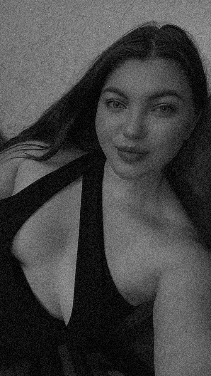@Brave lady🥀