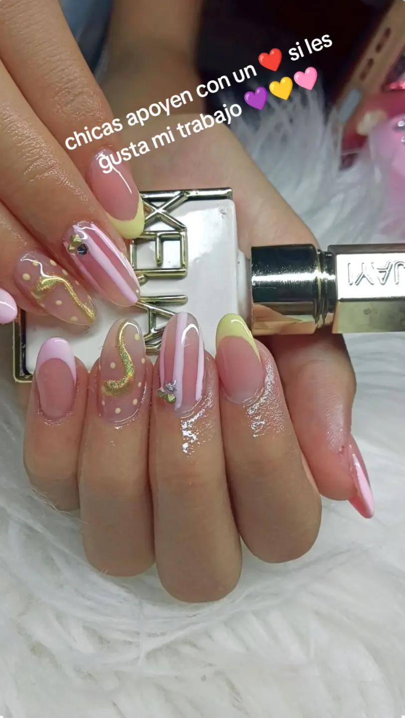 @Nails 🦋 Giselle
