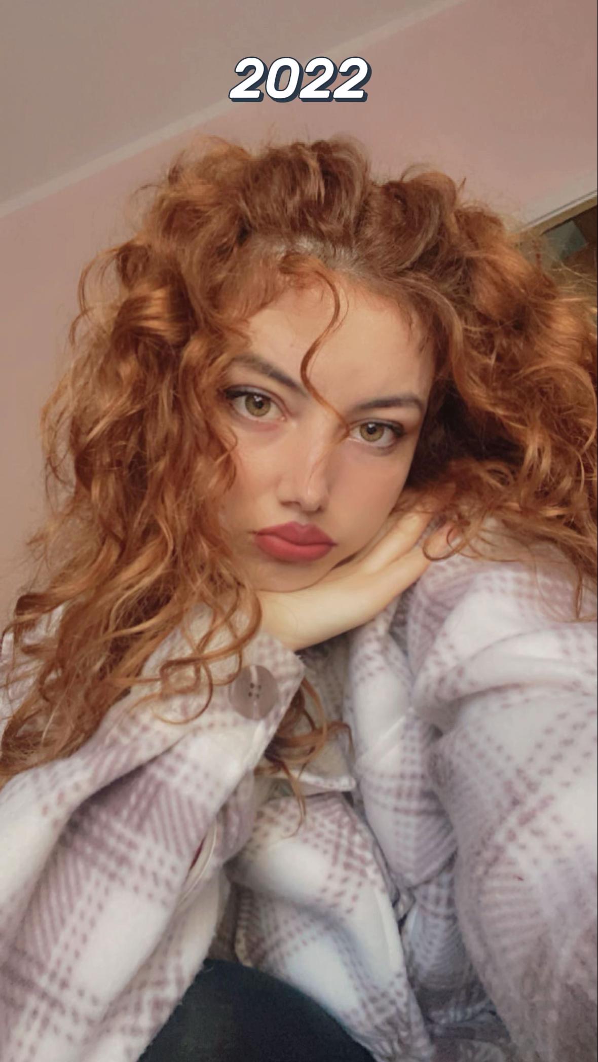 @𝔸𝐍𝔤𝕖𝕖 👩🏻&zwj;🦰