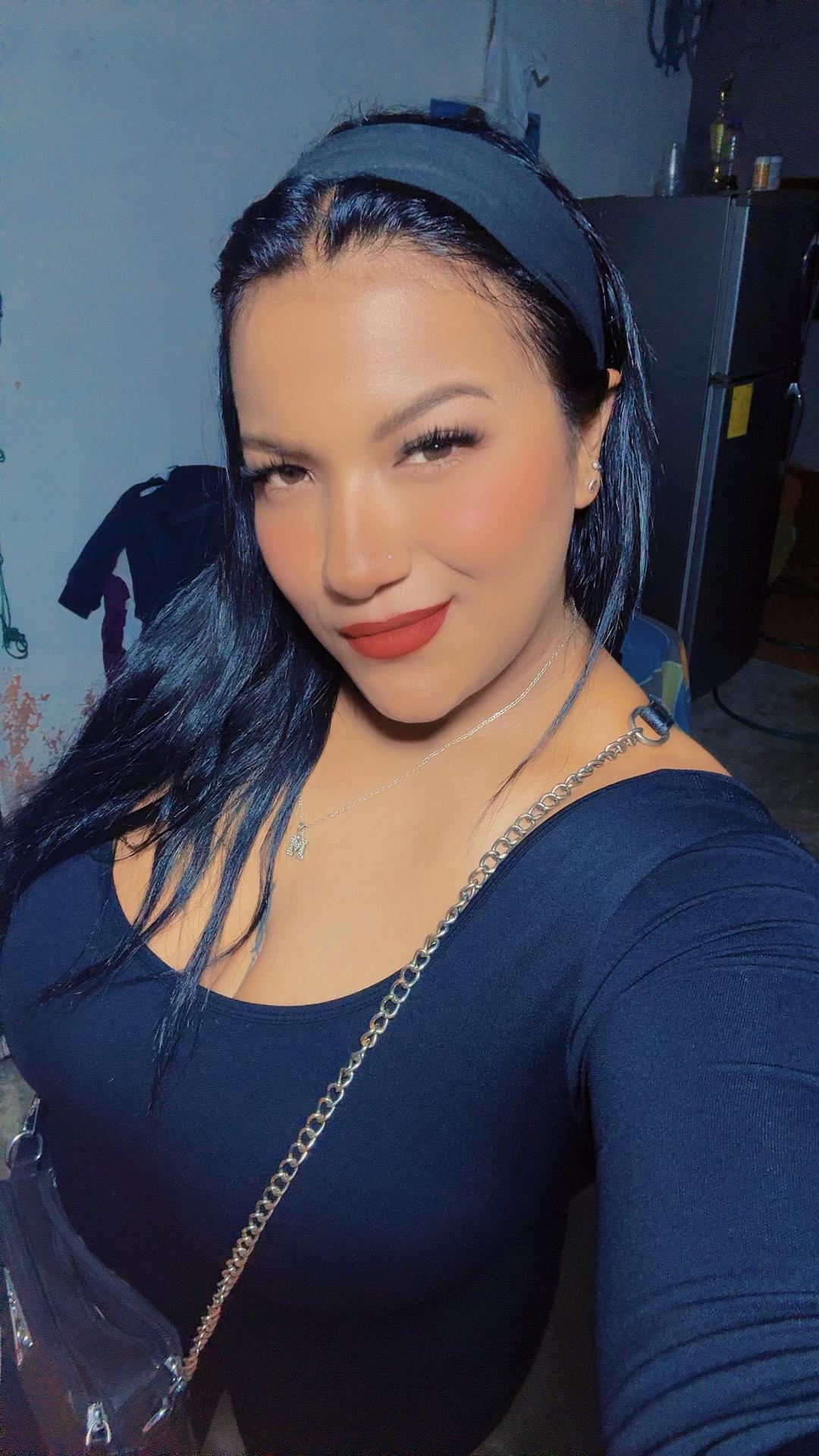 @Alexandra🔥🫦🤎