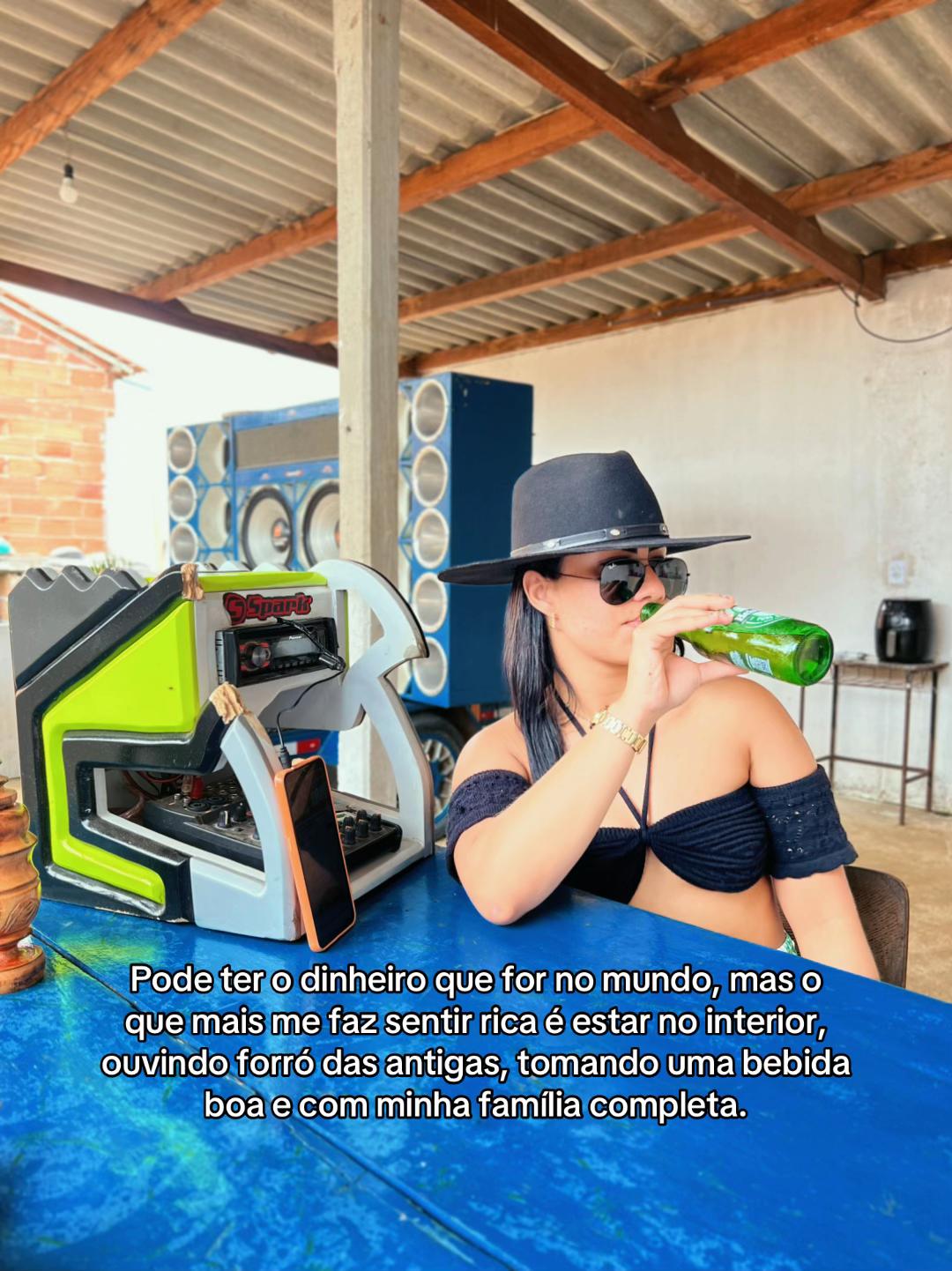 @Larissa Felix