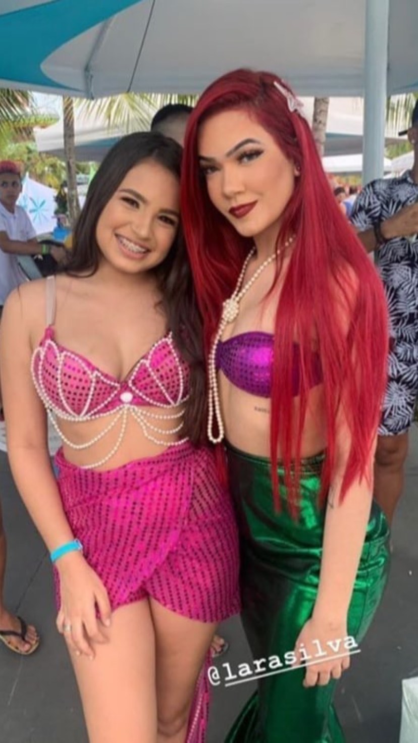 @🧟
