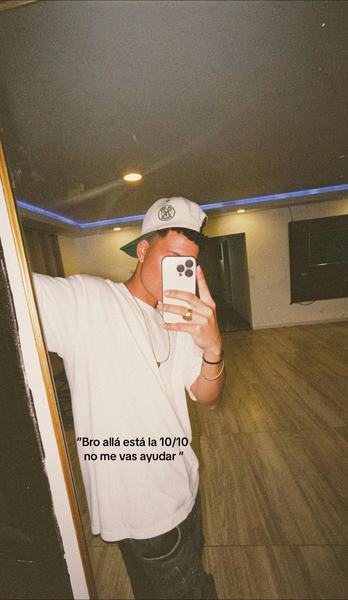@𝑱.