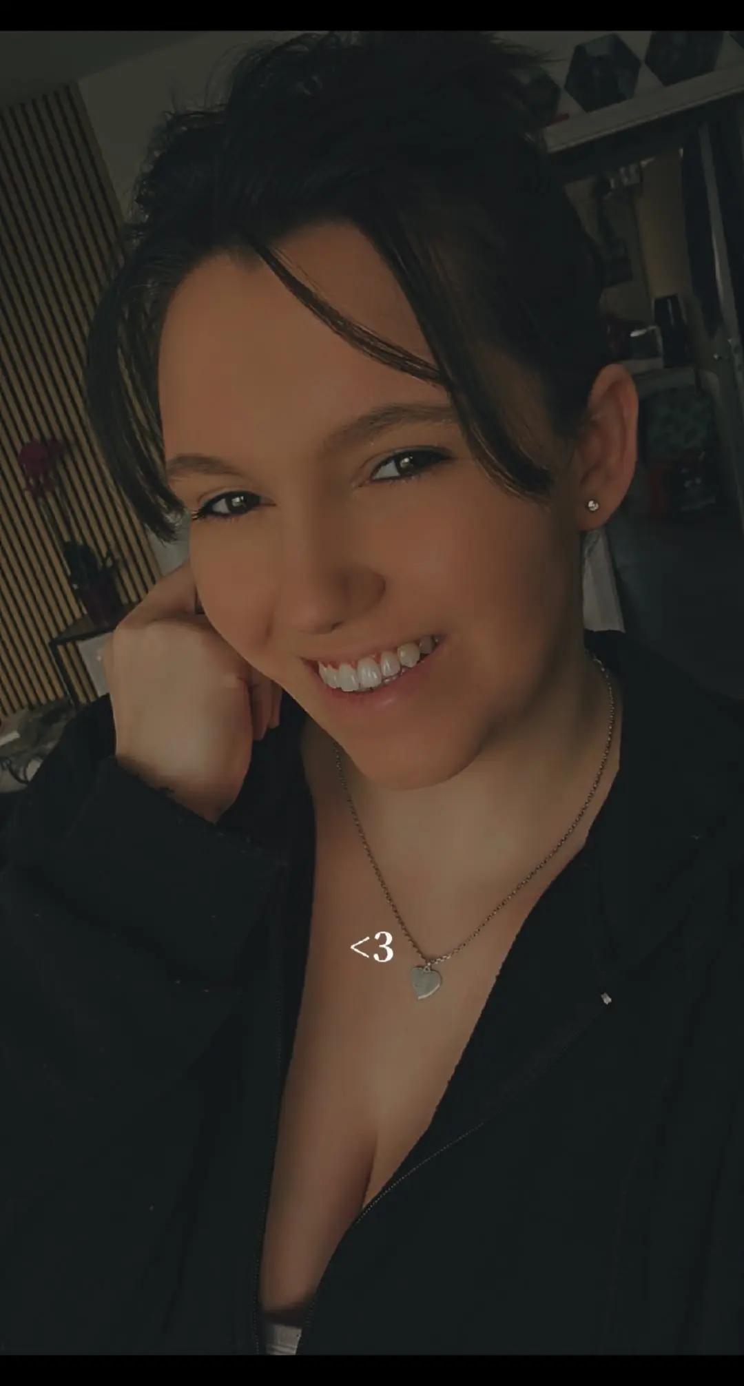 @☀️Jennüüü😜👻❤️☀️